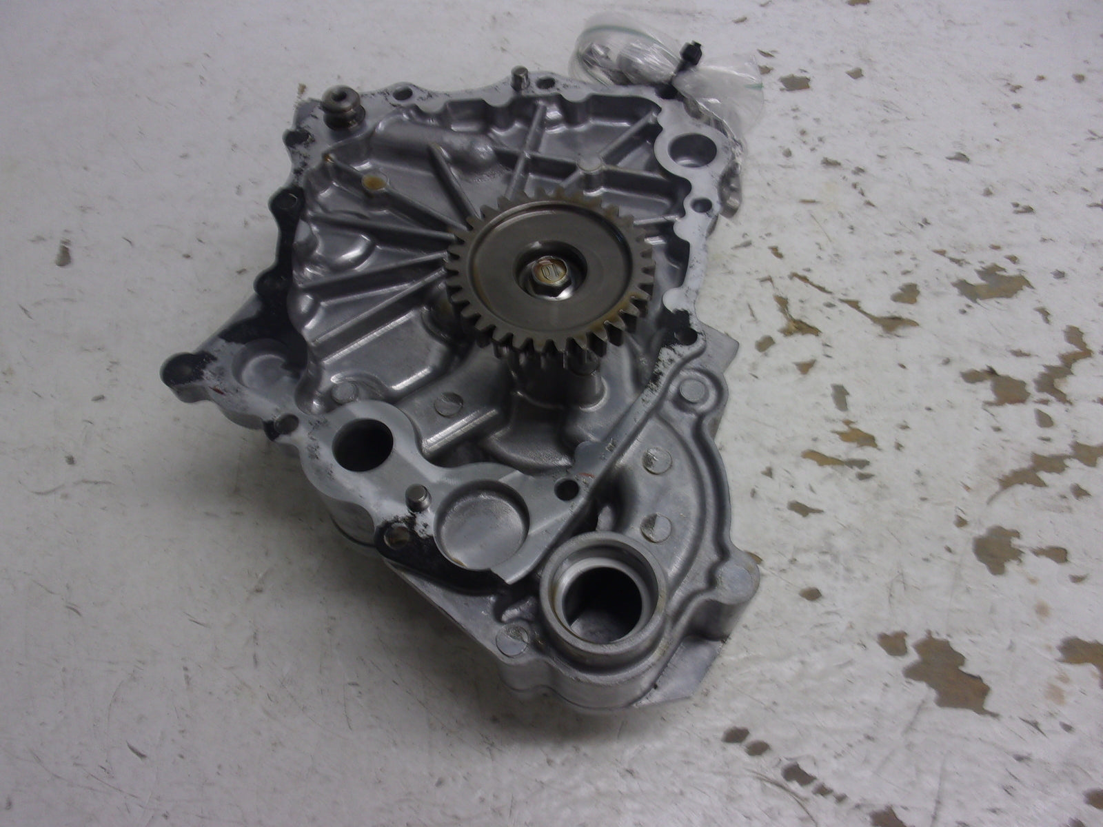Yamaha Waverunner 2012 FX FZR FZS Oil Pump Housing Assembly Part 6S5-13300-20-00