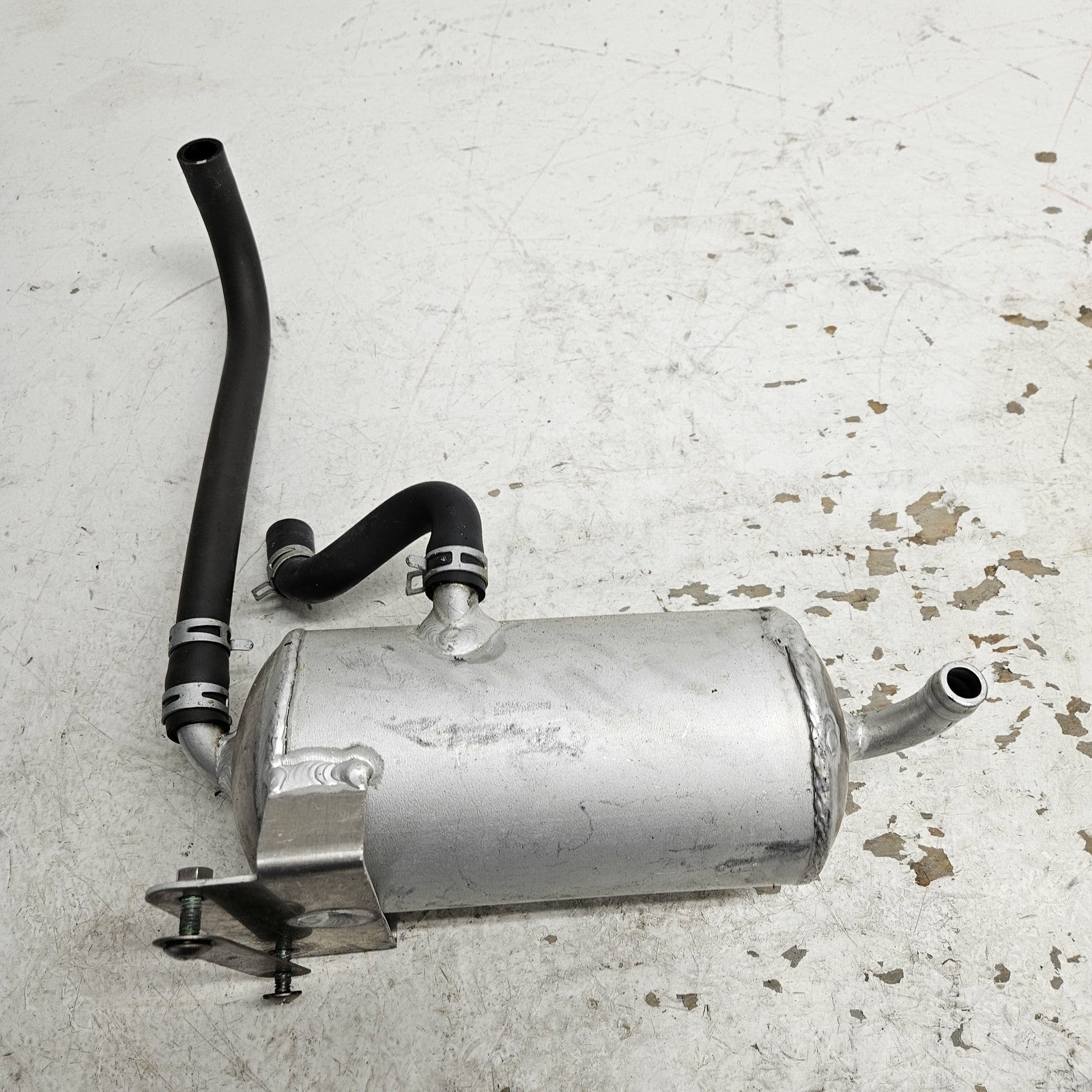 Kawasaki Jet Ski 2004-2017 STX-12F/15F Ultra OEM Oil Tank Assembly # 52001-3738