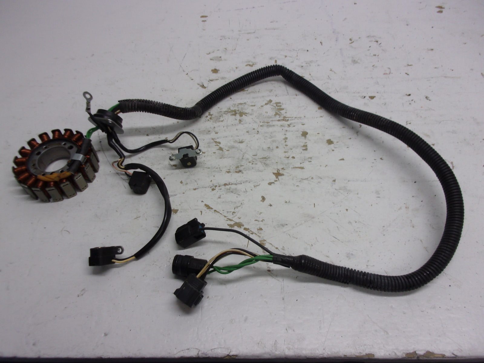 Yamaha Waverunner 2003-2006 GP1300R OEM Generator / Stator Part 60T-81410-00-00