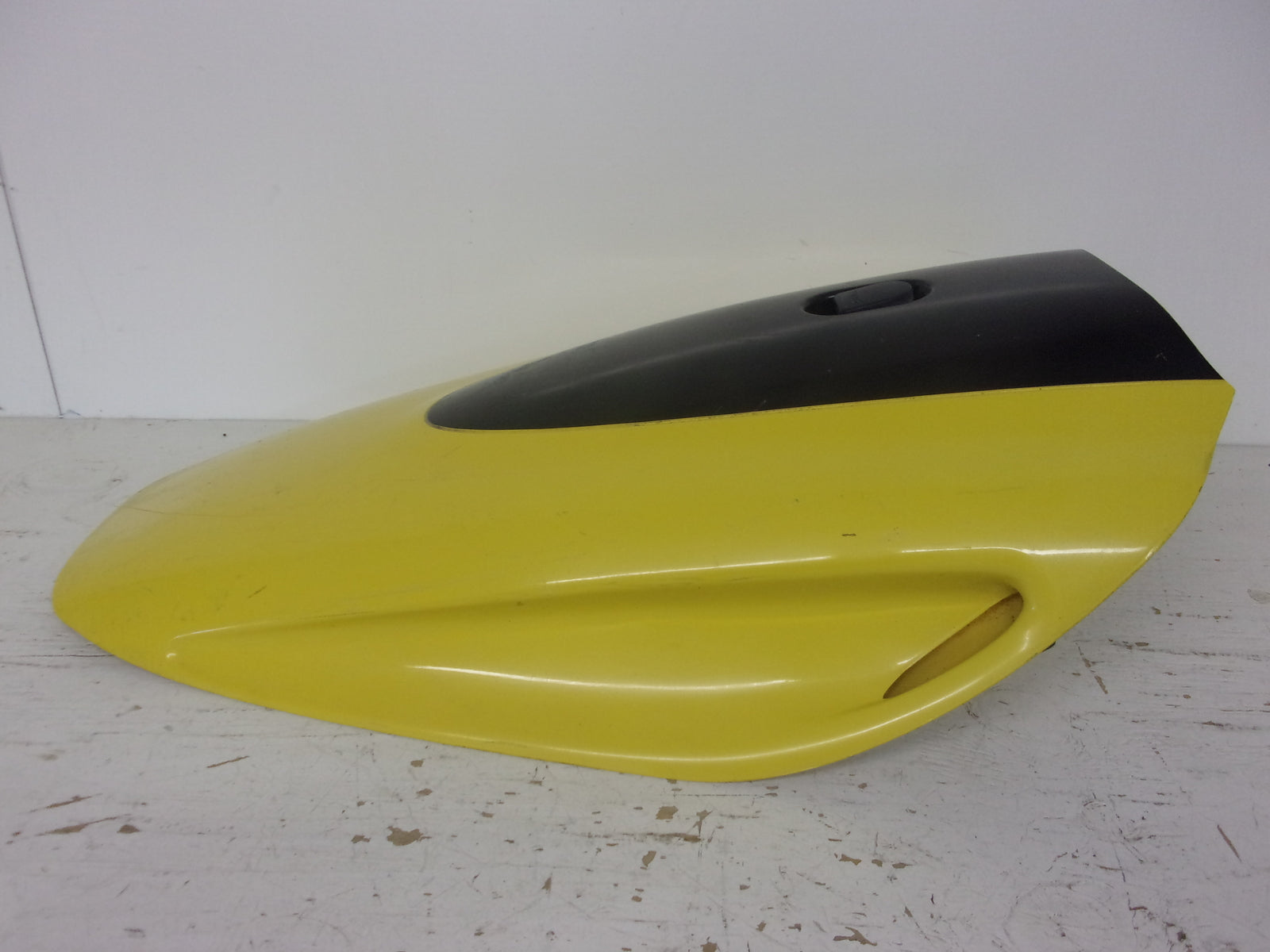 Yamaha WaveRunner 1997 GP 800 OEM Yellow Engine Room Lid # LID GP7-U517B-00-P0