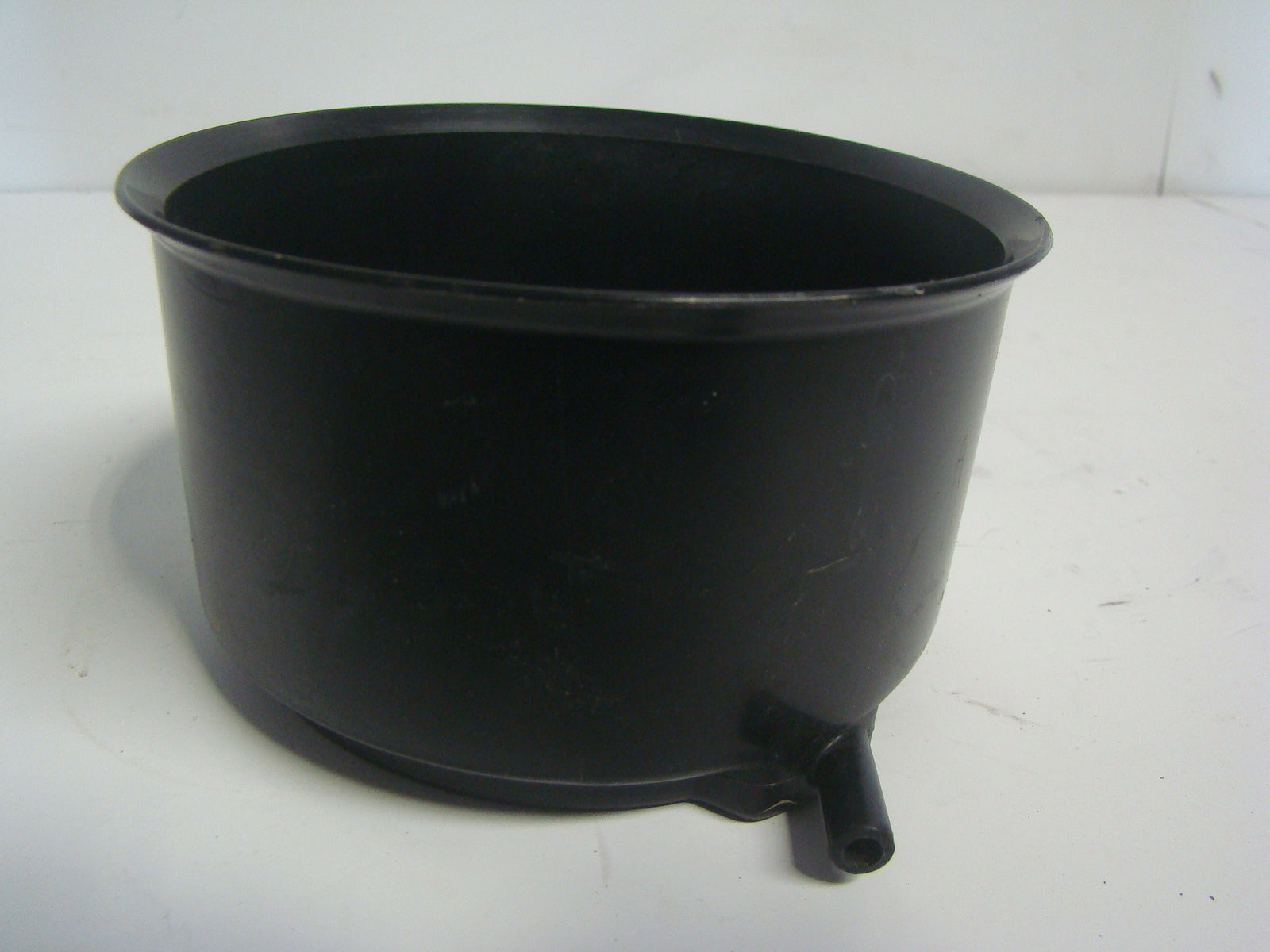Honda 02-2009 ARX 1200 F-12 F-12X R-12 R-12X Filler Neck Partition 17635-HW1-670
