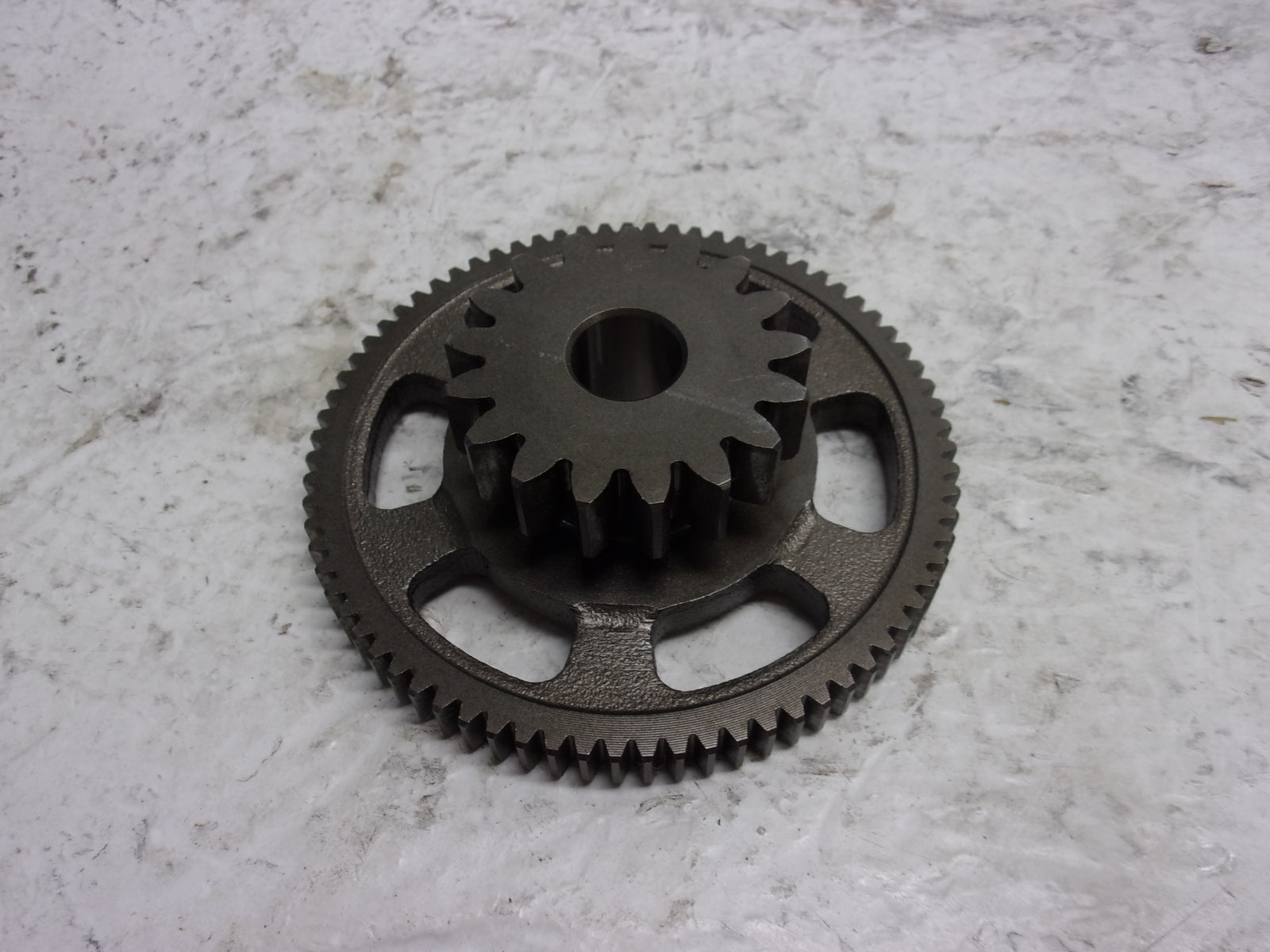 Yamaha WaveRunner 2002-2015 VX FX V1 OEM Idler Gear Assembly # 60E-15517-00-00