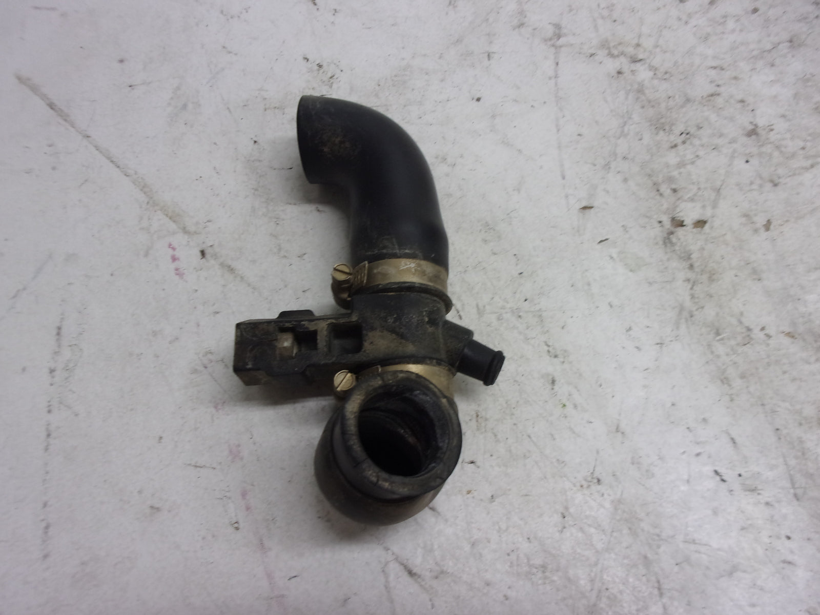 Yamaha WaveRunner 1990-1997 Waverunner 3 WVT OEM Valve Body # 6K8-7610K-01-00