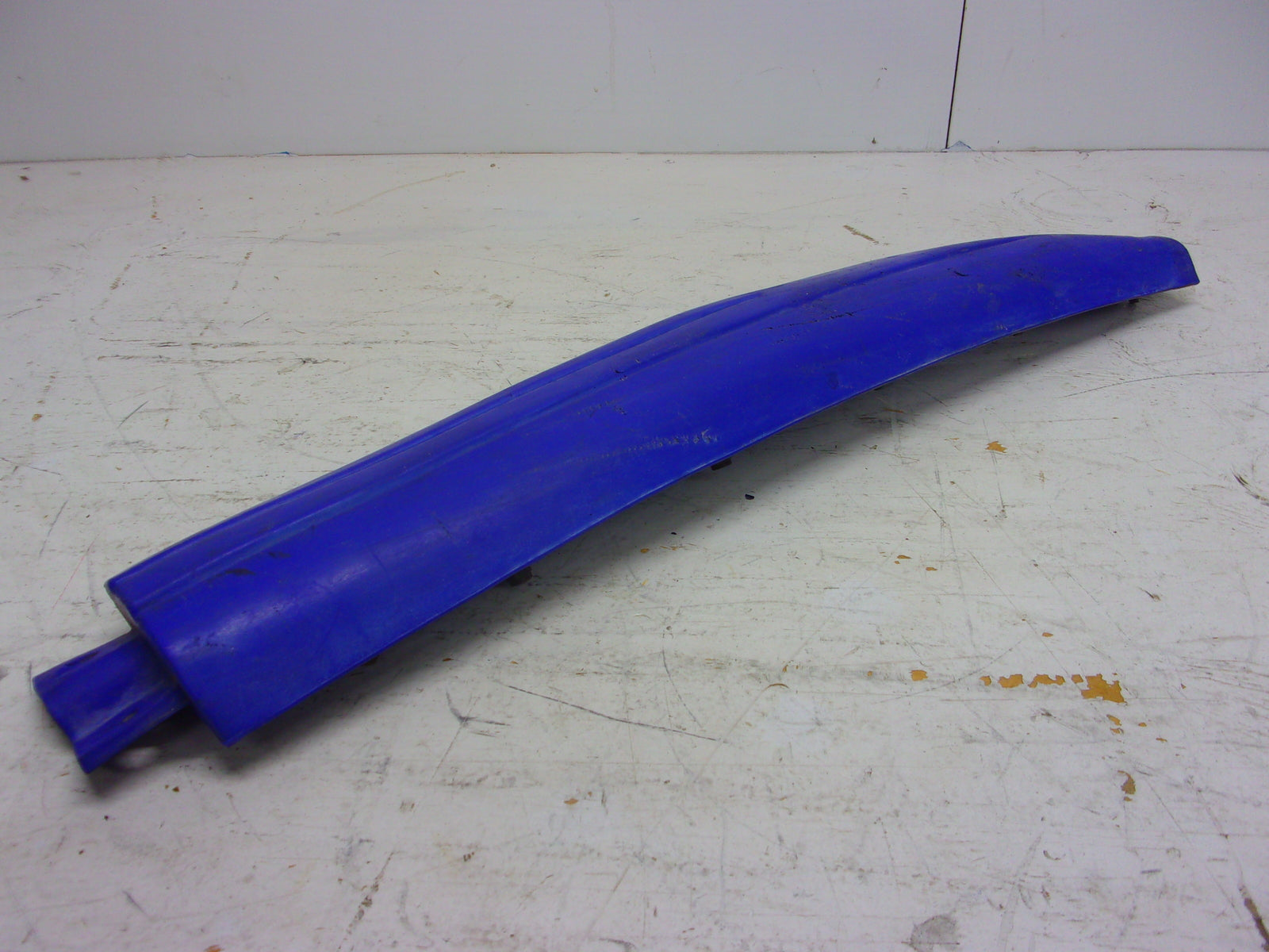 Yamaha Waverunner 1995-1997 WR3 650 OEM Blue Right Side Bumper GE1-U251C-41-00
