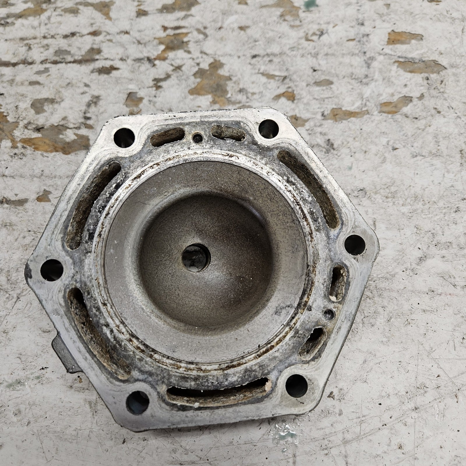 Kawasaki PWC Jet Ski 1999-2005 STX-R Ultra 150 OEM Cylinder Head # 11001-3741