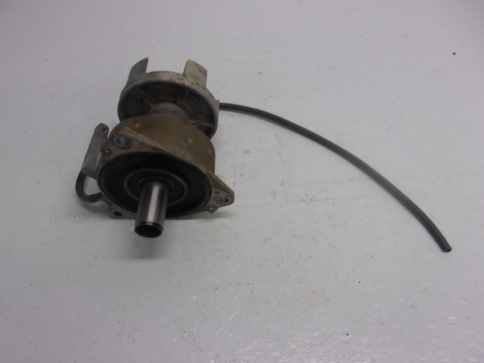 Yamaha Waverunner 2005 FX HO OEM Bearing Housing + Coupler Part# 61X-45332-03-94