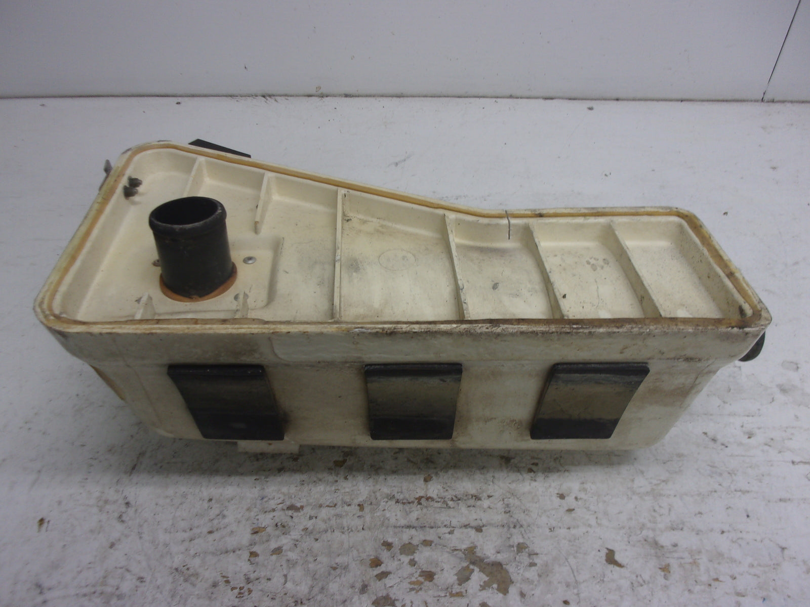 Yamaha Waverunner 1989-1993 Wave Runner 500 OEM Water Lock Box EU0-67550-03-00