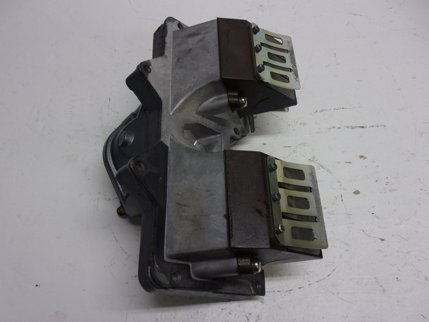 Yamaha WaveRunner 1995-1996 WR3 VXR 650 OEM Intake Manifold # 6M6-13555-01-94