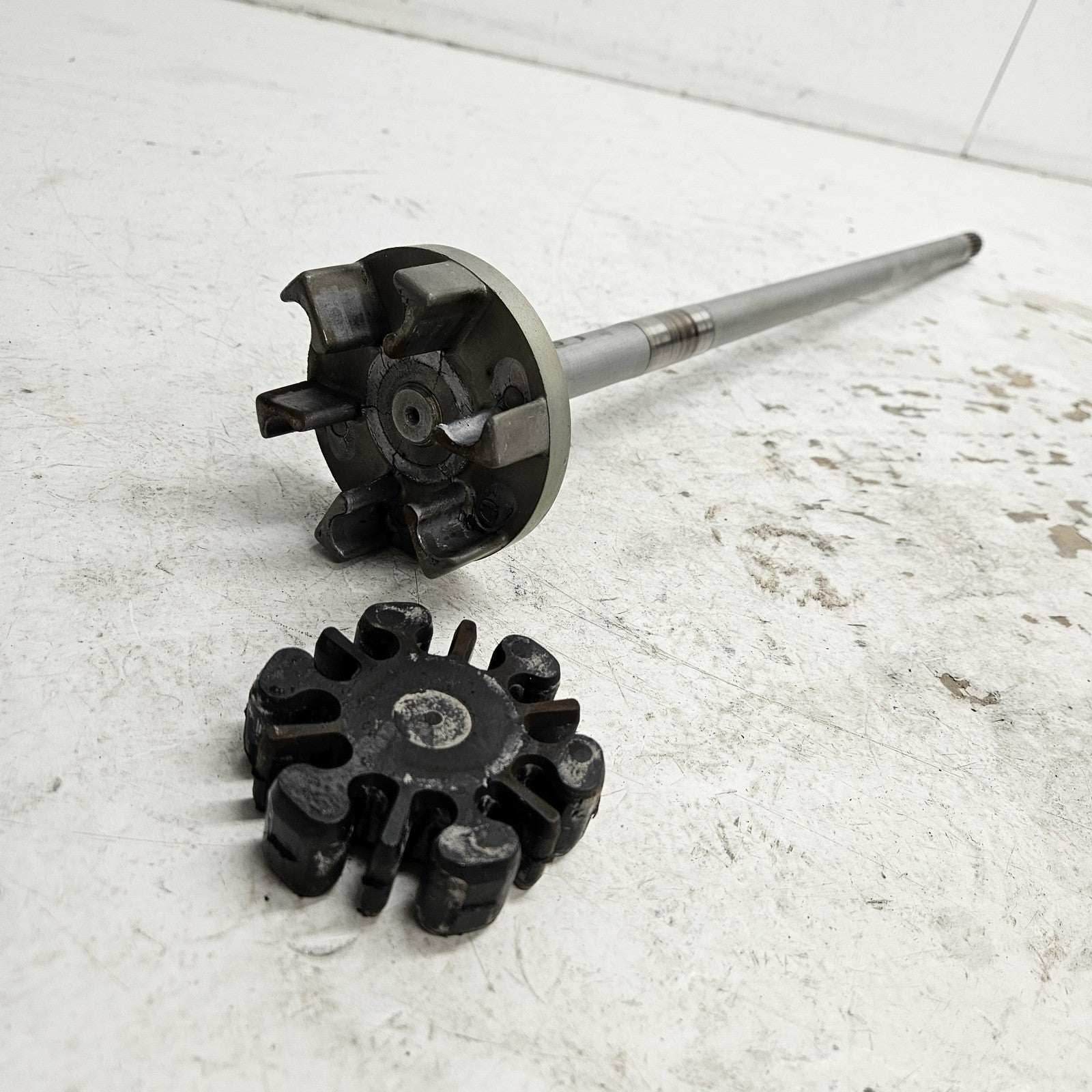 Kawasaki 1992-1993 750 SS OEM Drive Shaft + Coupler & Damper Part# 39159-3715