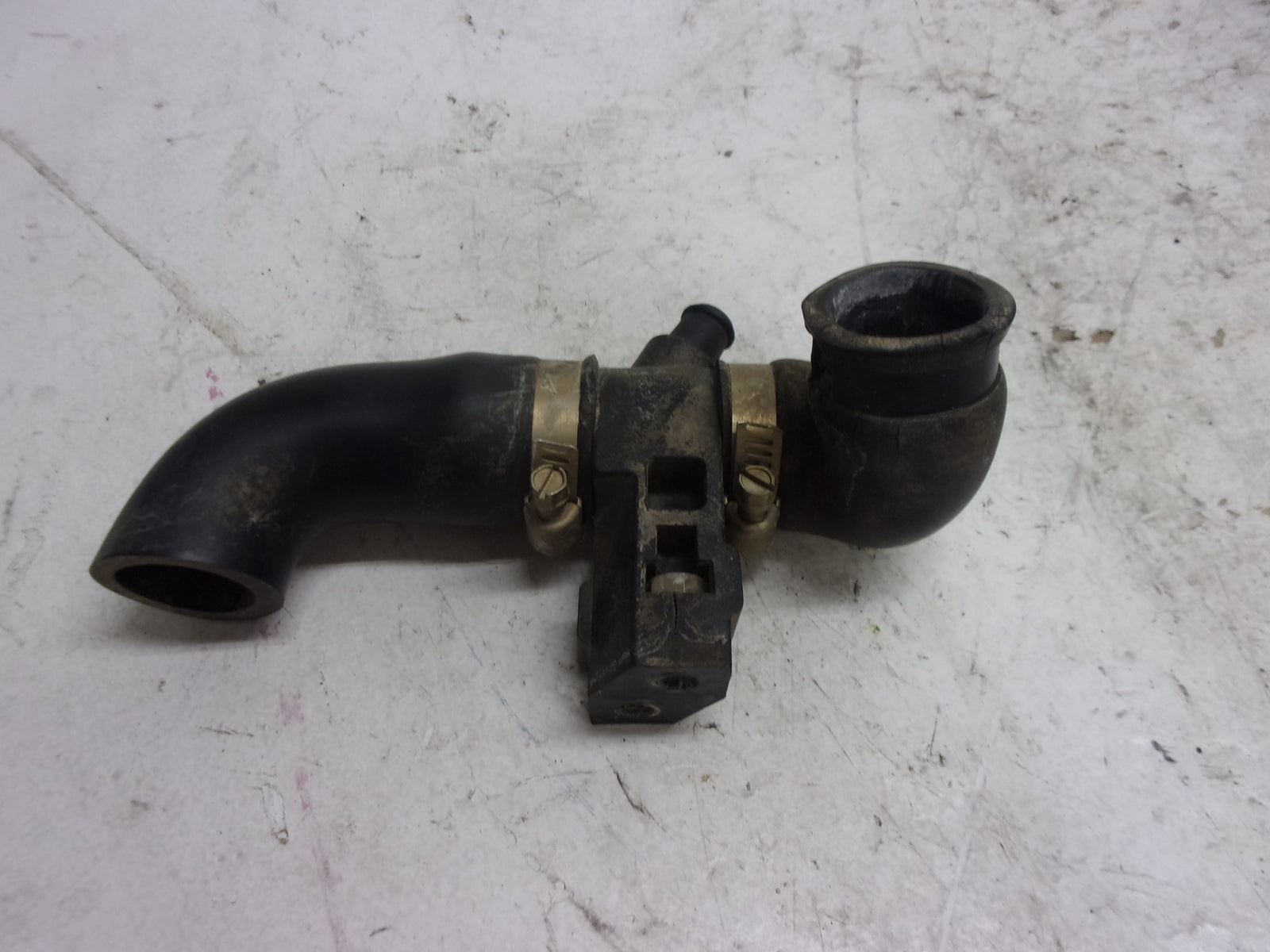 Yamaha WaveRunner 1990-1997 Waverunner 3 WVT OEM Valve Body # 6K8-7610K-01-00
