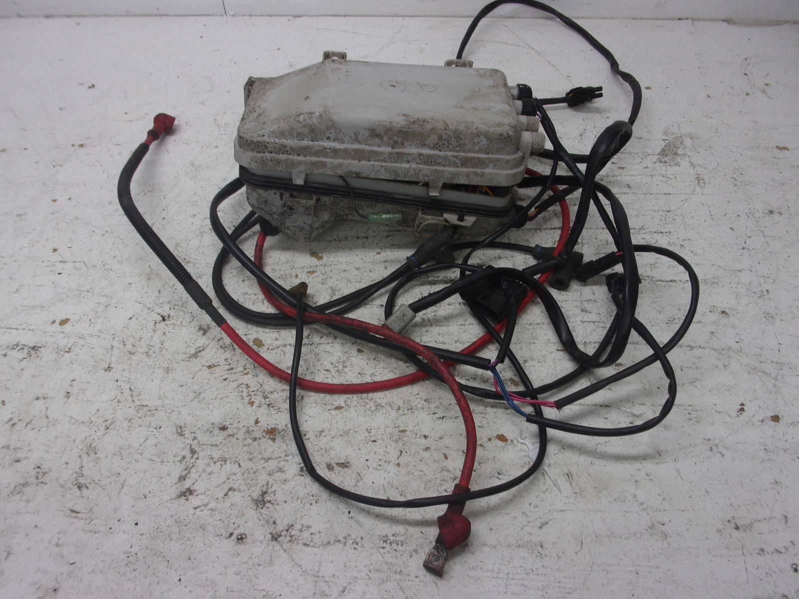 Sea Doo Bombardier 2001 GTS OEM Complete Electrical Box Assembly Part# 278001025