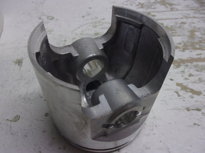 Kawasaki Jet Ski 1982-1986 JS550 OEM Piston Assembly Part# 13029-3004