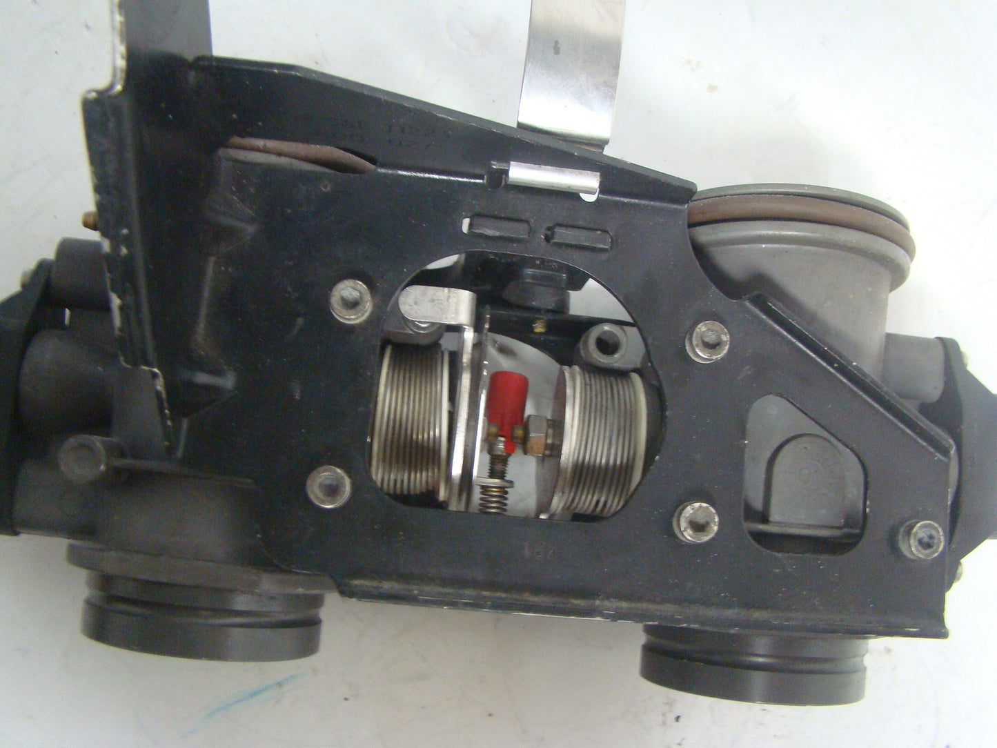 Sea Doo Bombardier 2000 RX DI GTX DI Throttle Body Part# 270600033 270600032
