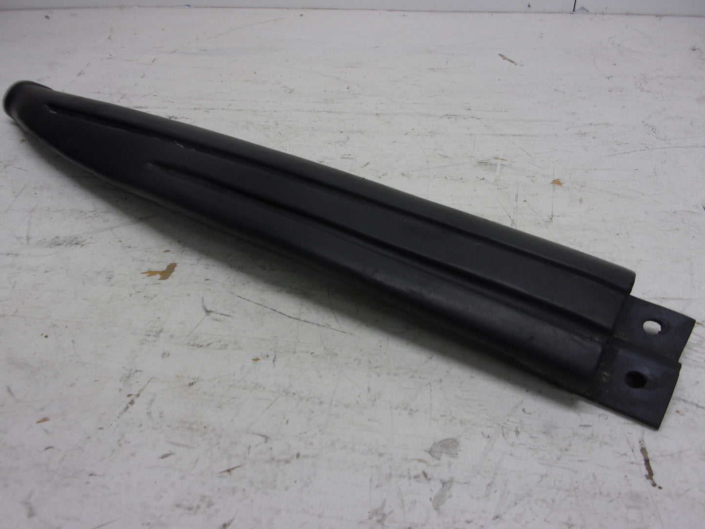 Yamaha Waverunner 1992-1993 WR3 650 OEM Black Right Side Bumper GA9-U251C-20-00