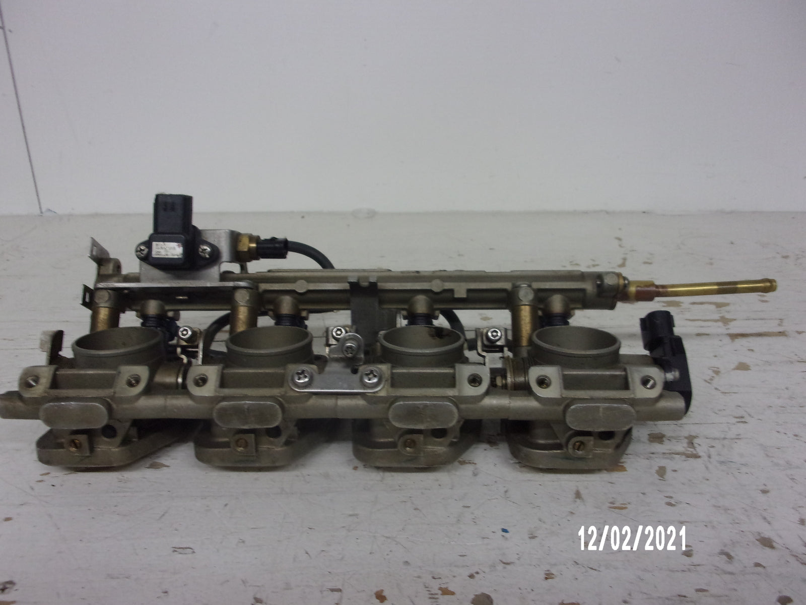 Yamaha Waverunner 2002 FX140 OEM Throttle Body + Injectors Part# 60E-13750-00-00
