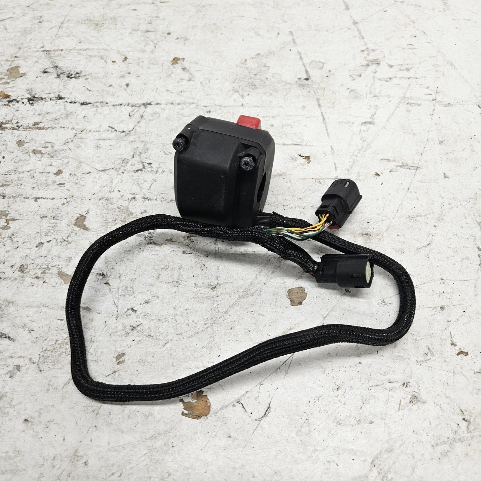 Can-Am Roadster 2019-2020 Ryker OEM Right Handlebar Switch + Grip Part 710005275