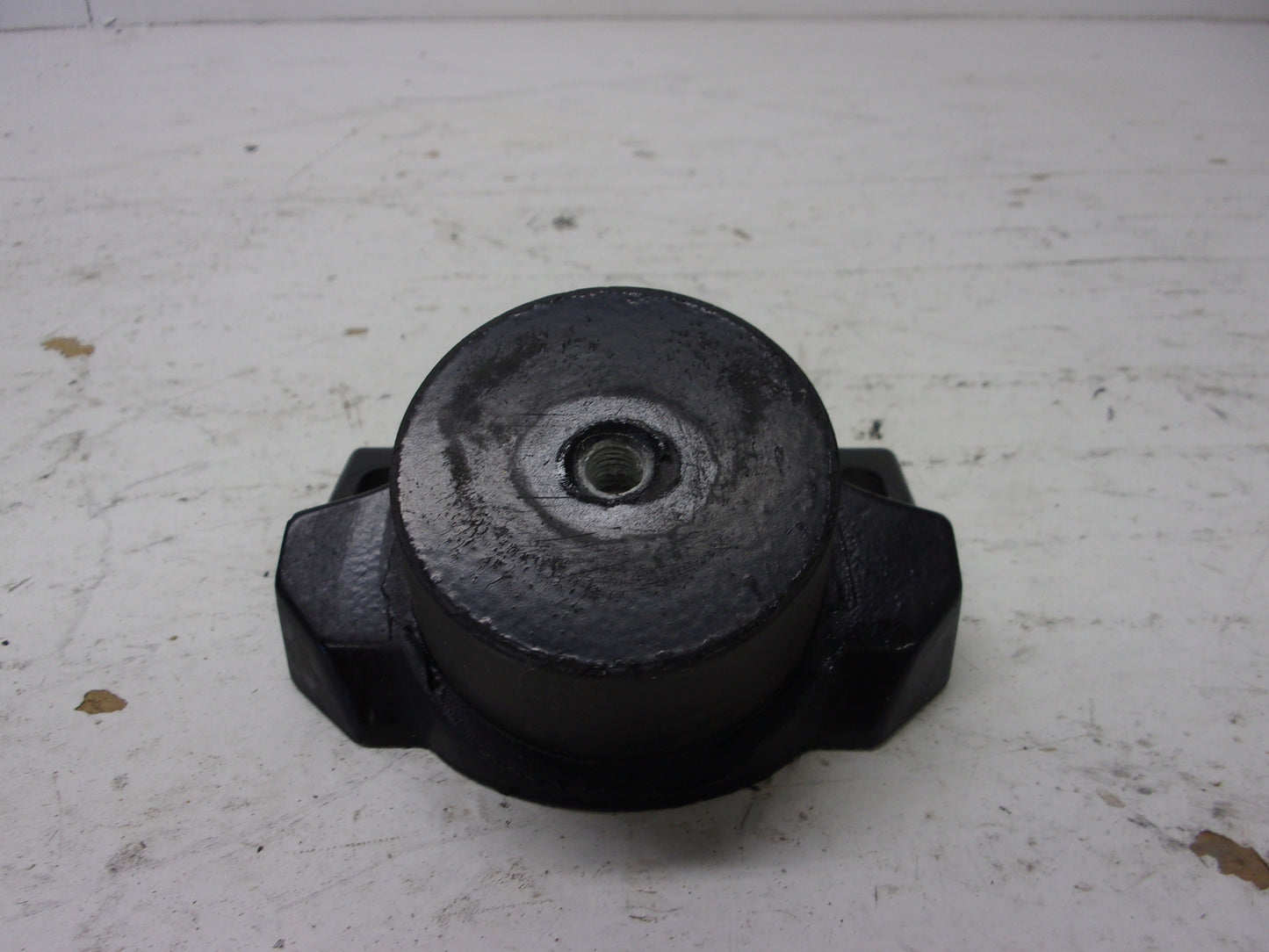 Sea Doo Bombardier 1998 GTX RFI OEM Engine Mount Set Part# 270000346