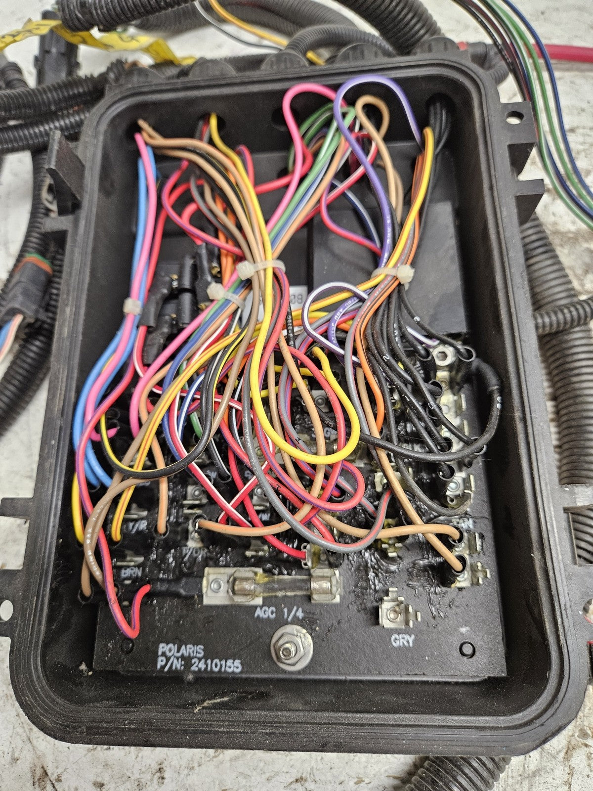 Polaris 2001 Genesis I-4Pass EFI Complete Electrical Box + Harness 4010379
