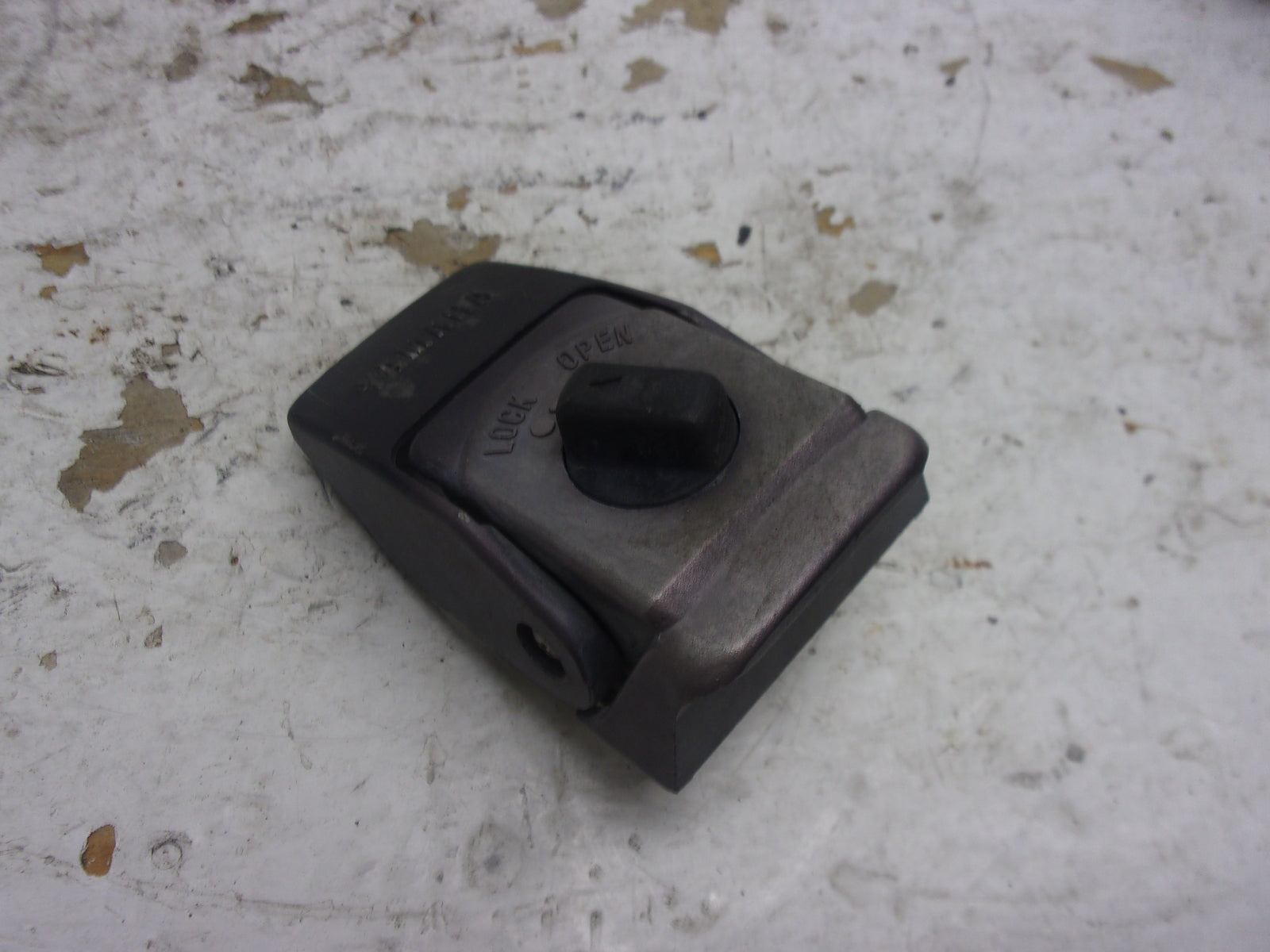 Yamaha Waverunner 1994-1995 FX1 Waveraider 700 Hatch Latch Set # FX1-62840-01-00