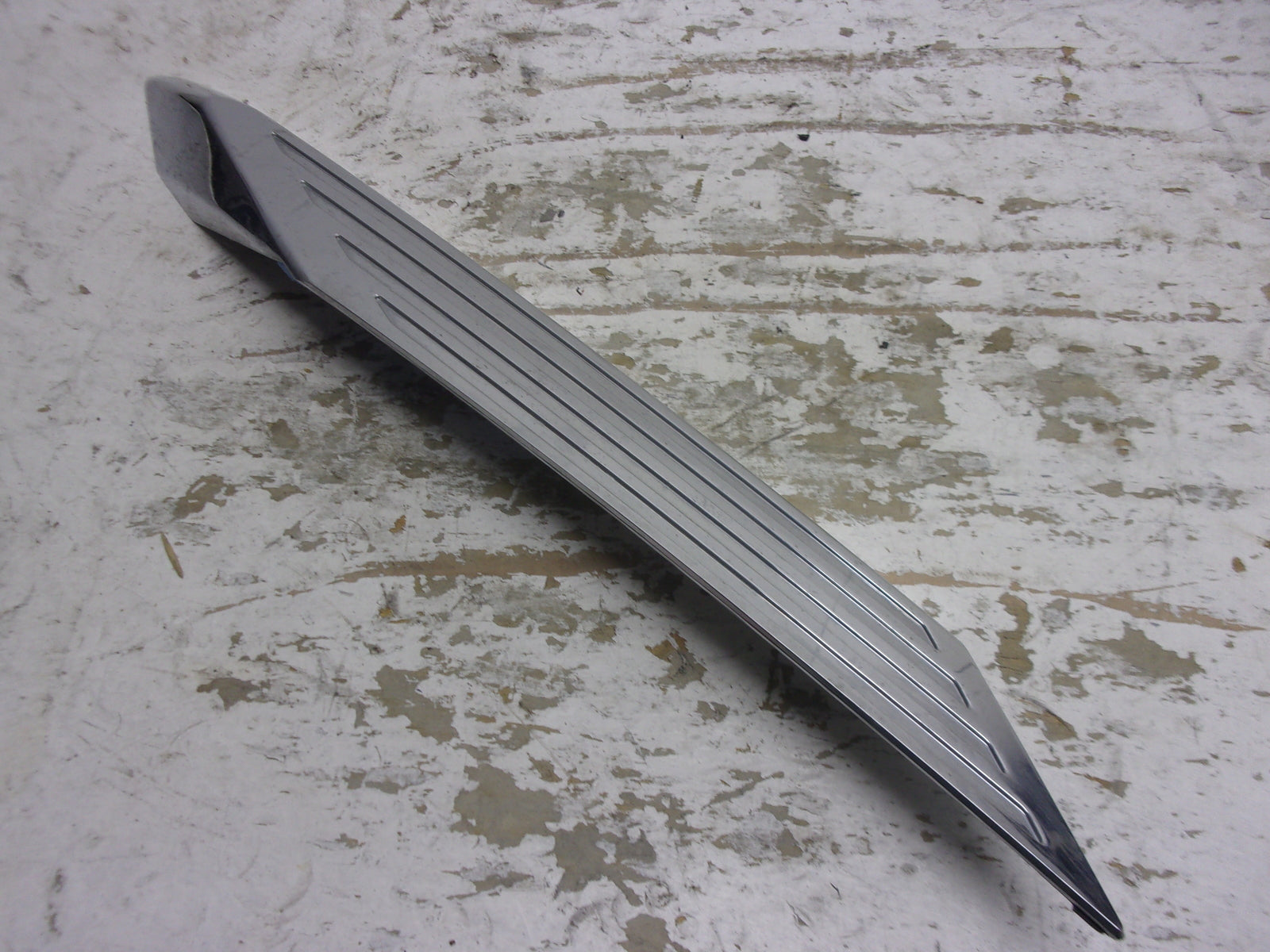 Yamaha Waverunner 2006-2008 FX RH Ornament F1X-U517X-01-00