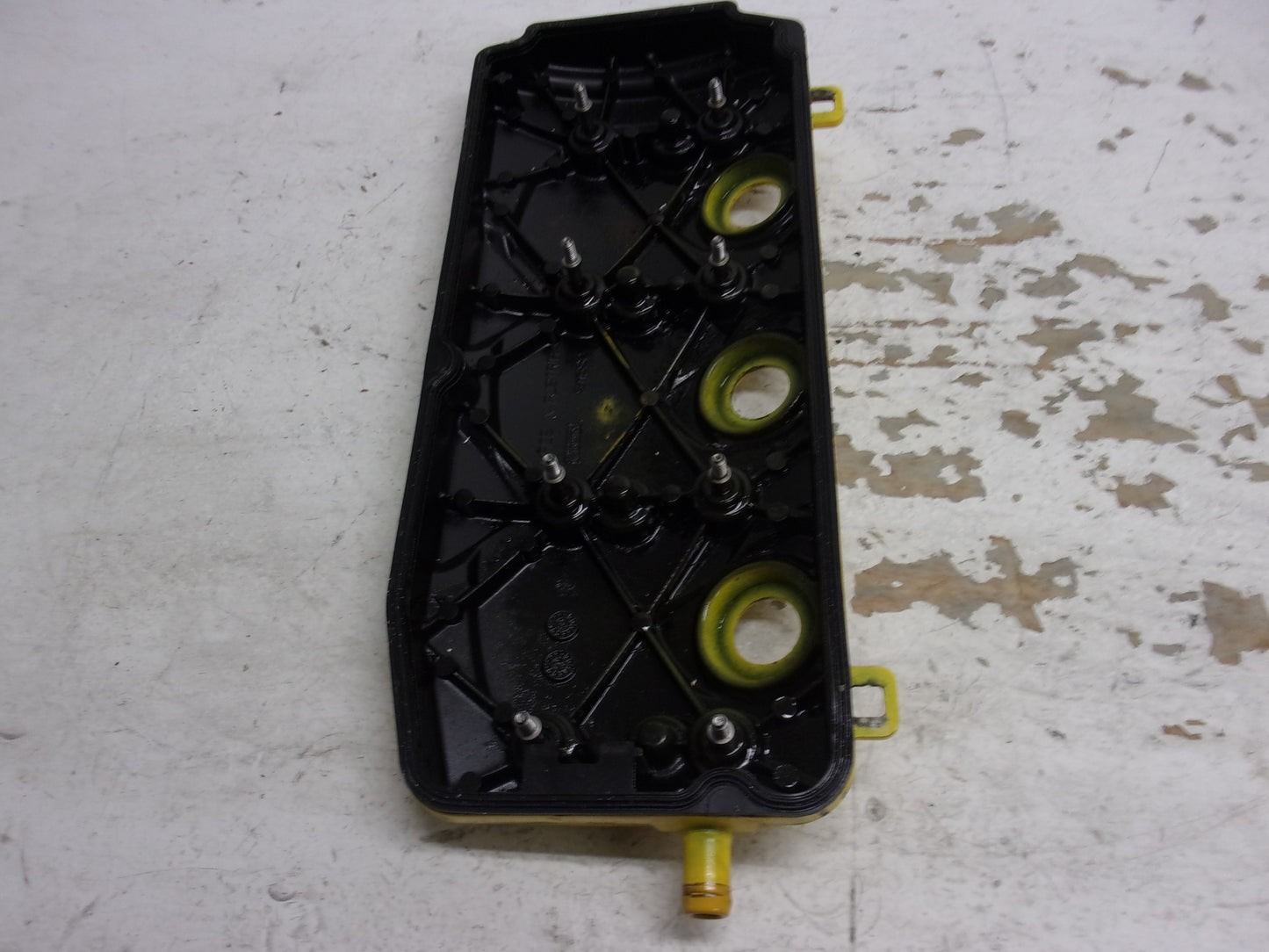 Sea Doo Bombardier 2003-2004 GTX STD / Wake 4-Tech Valve Cover Part# 420811580