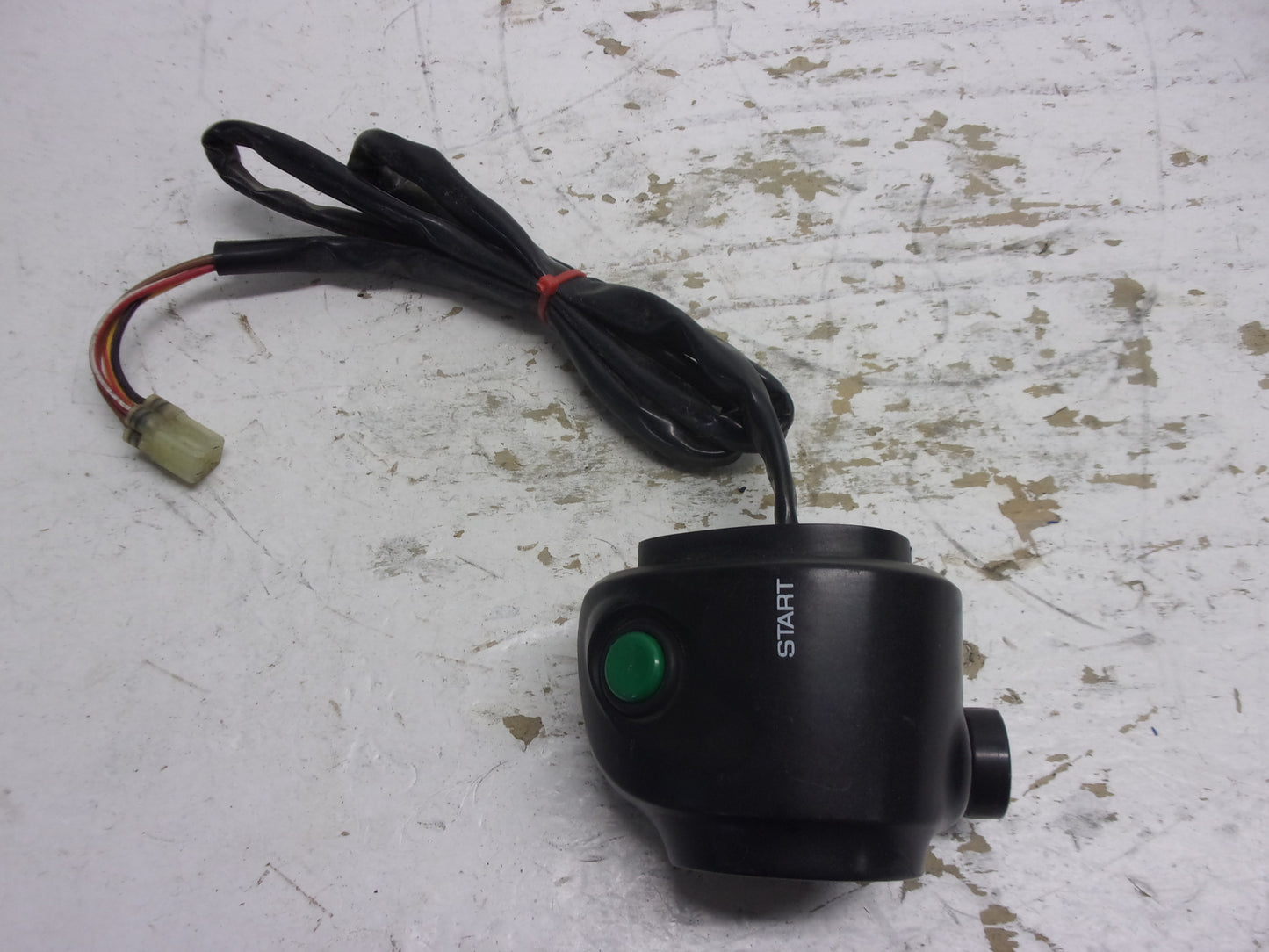 Honda Aquatraxx 2002 F-12 F-12X OEM Start Stop Switch Housing # 35013-HW1-670