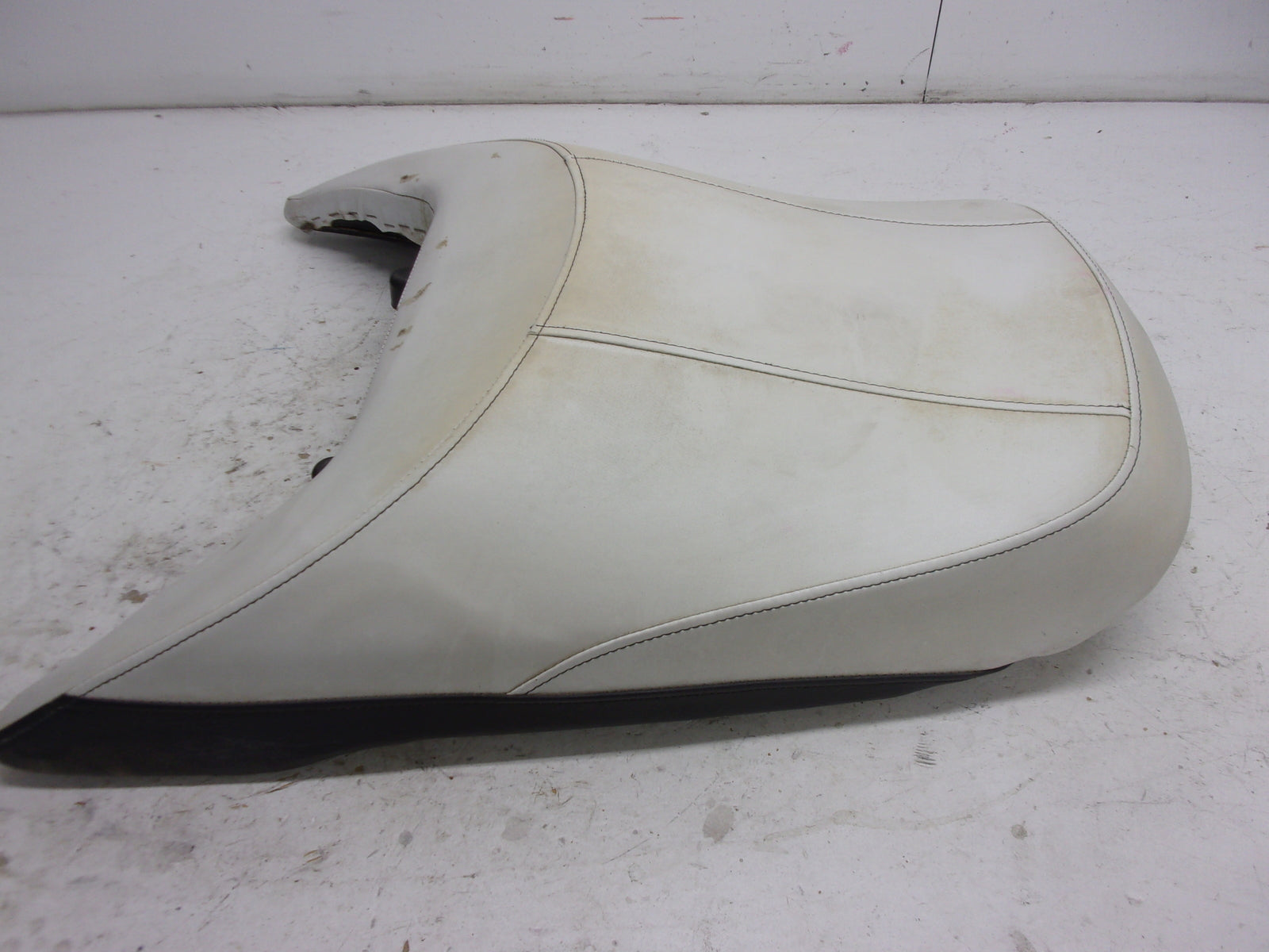 Yamaha WaveRunner 2017-2019 VX Cruiser/Deluxe OEM Passenger Seat F2X-U372A-90-00