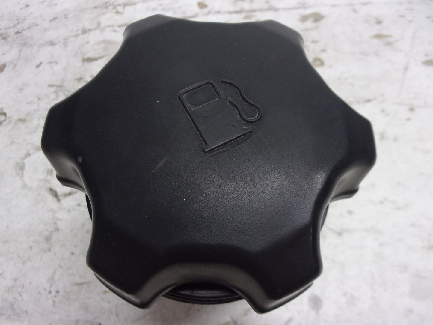 Kawasaki Jet Ski 1999-2005 Ultra 130/150 Fuel Filler Neck + Cap Part# 51049-3722