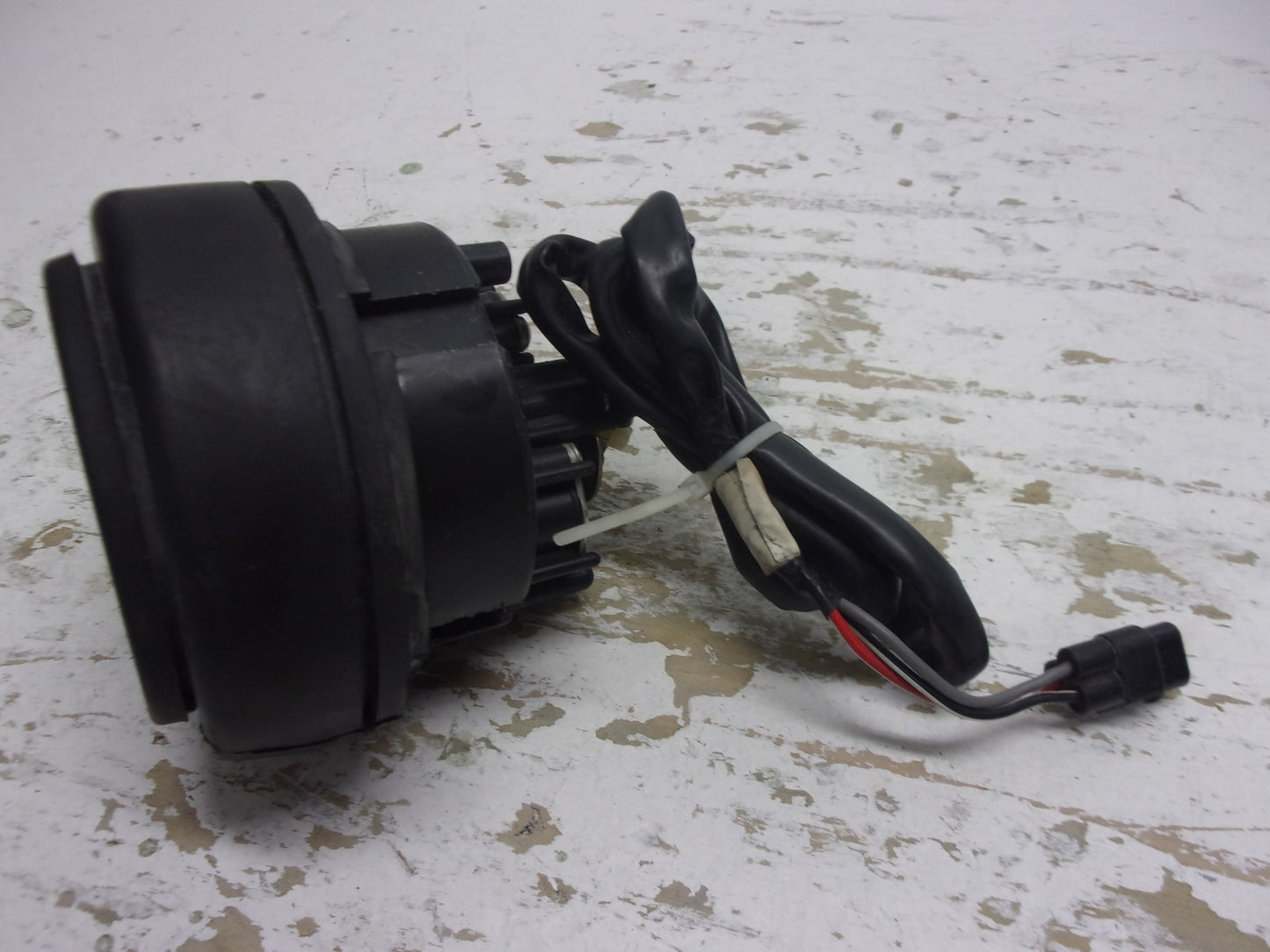 Kawasaki Jet Ski 1995-2003 ZXI SSXI 750/1100 OEM Tachometer Part# 25015-3702