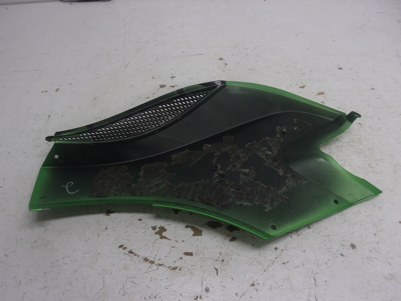 Can-Am Roadster 2012-2013 Spyder ST RS Green Right Upper Side Panel 705006257