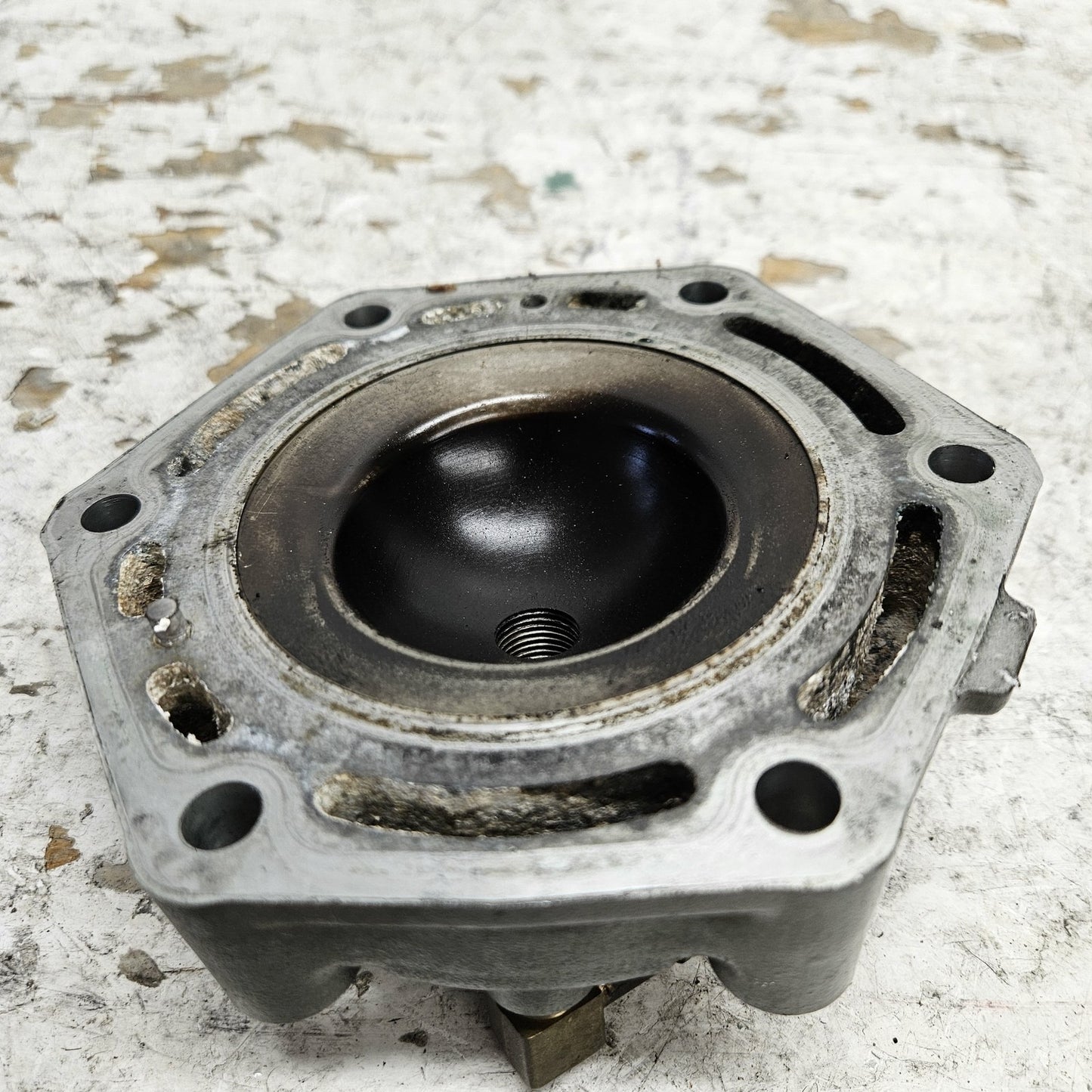 Kawasaki PWC Jet Ski 1999-2005 STX-R Ultra 150 OEM Cylinder Head # 11001-3741