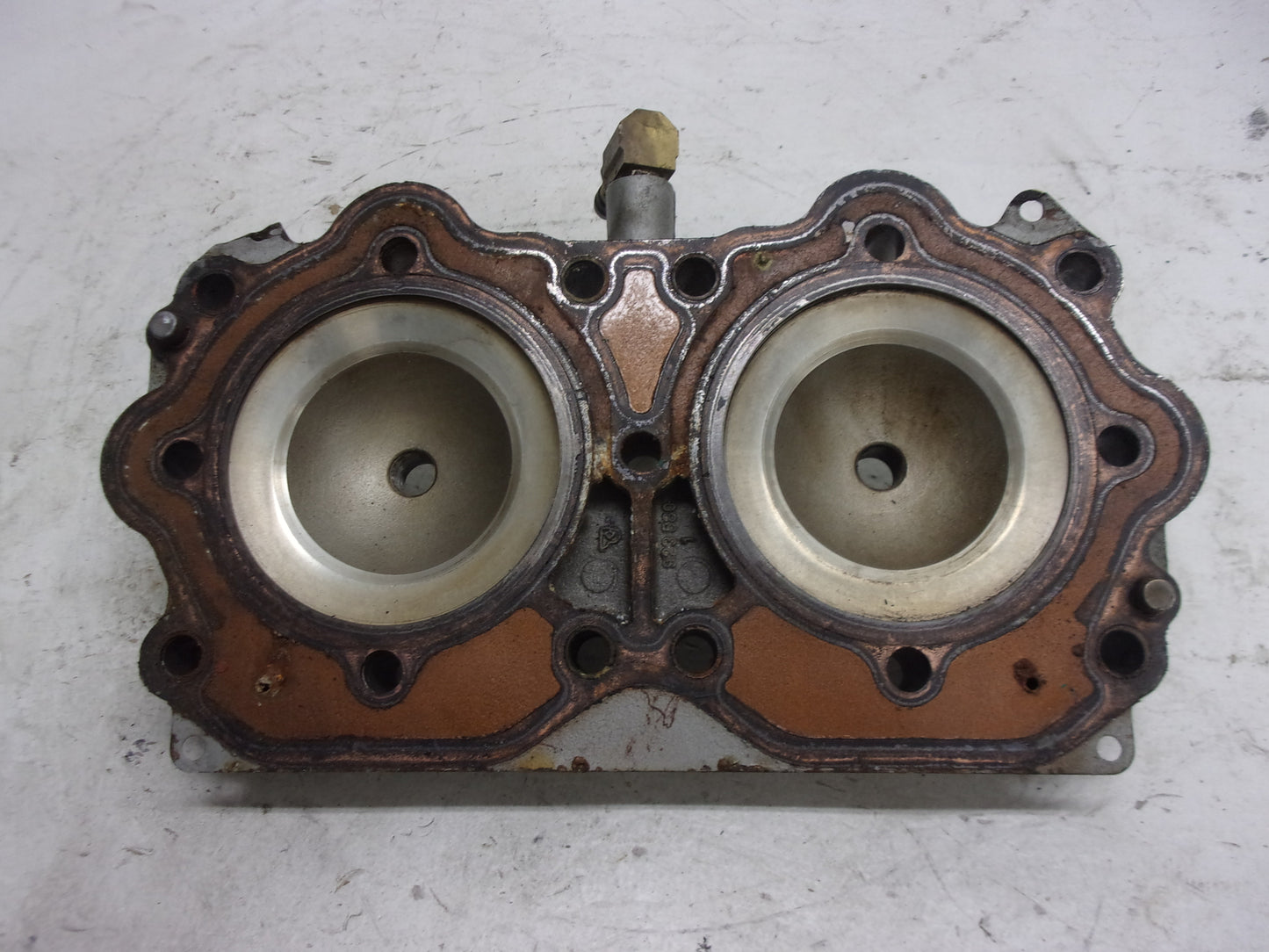 Sea Doo Bombardier 2000-2002 XP GTX RX LRV OEM Silver Cylinder Head # 290923921