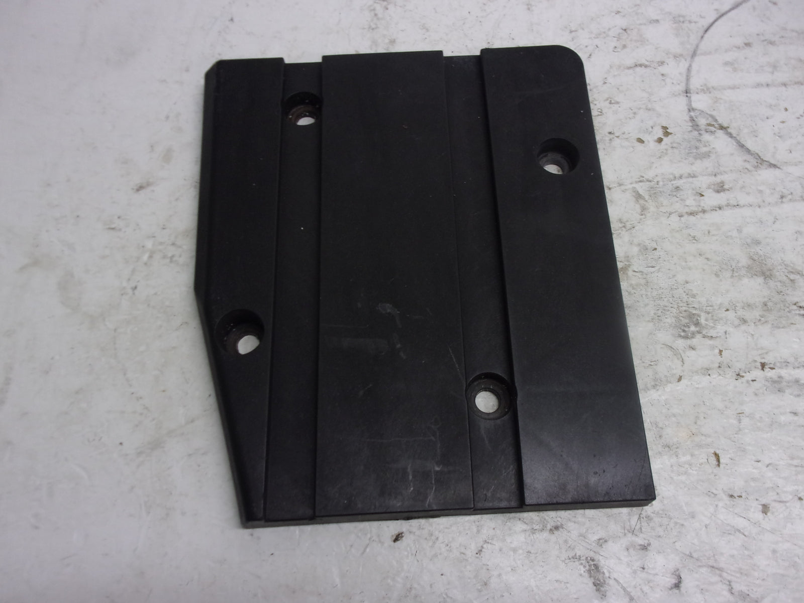 Yamaha Waverunner 2003 GP 1300 OEM RH + LH Step Plate Set Part# F1G-U884R-00-00
