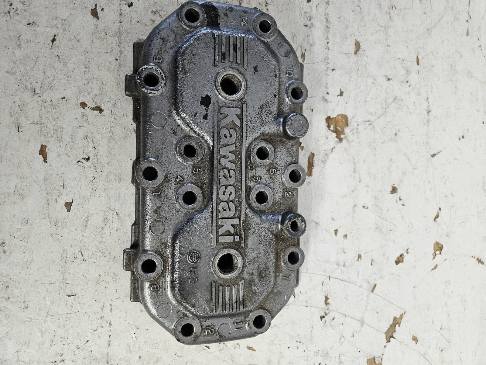 Kawasaki Jet Ski 1991-1995 650 Jet Mate X2 TS SC Silver Cylinder Head 11001-3716