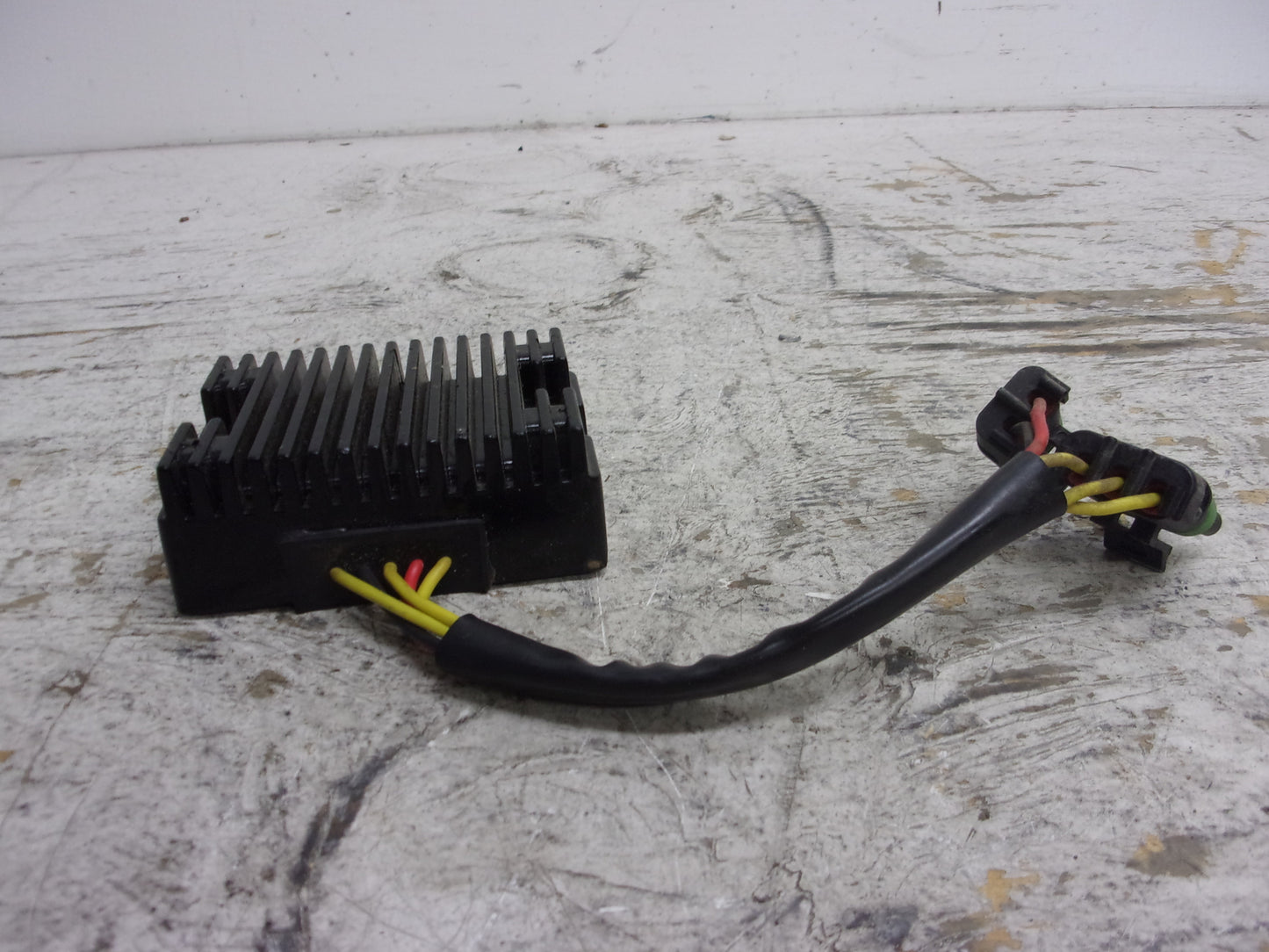 Sea Doo Bombardier 2000-2004 GSX LRV GTX RX DI OEM Voltage Rectifier 278001554