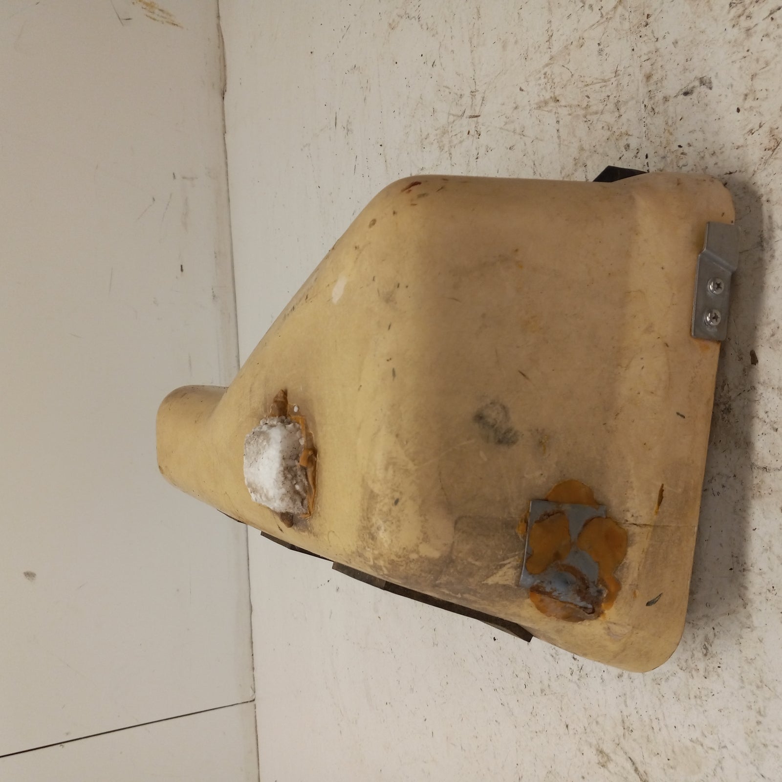 Yamaha Waverunner 1989-1993 Wave Runner 500 OEM Water Lock Box EU0-67550-03-00