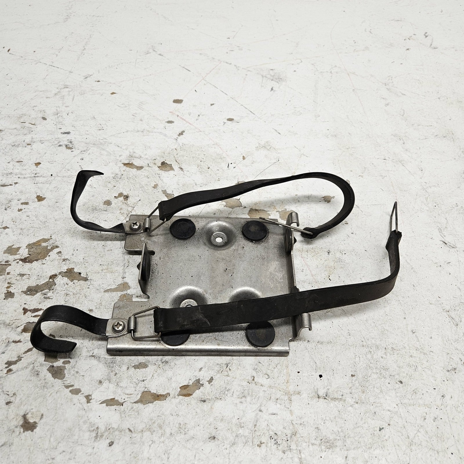 Kawasaki Jet Ski 1994-1997 ZXI 750-1100 Oil Tank Bracket + Straps # 11048-3773