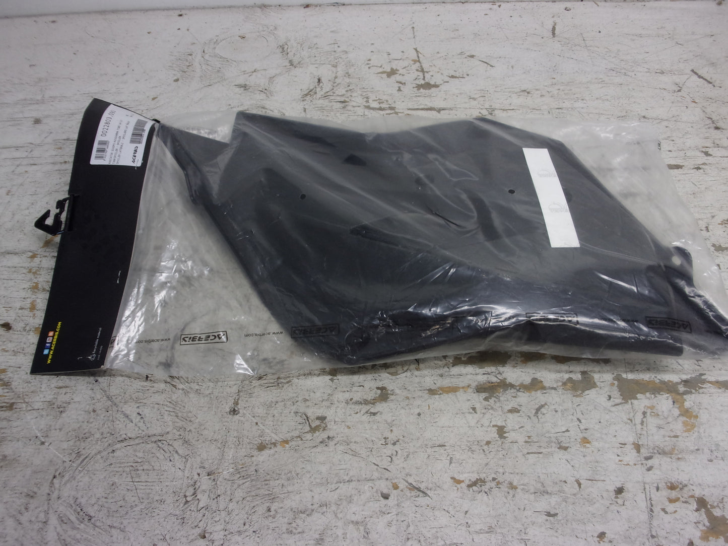 Husqvarna 2014-2017 TC85 NEW Acerbis Tank Spoiler Part# 0022803.090