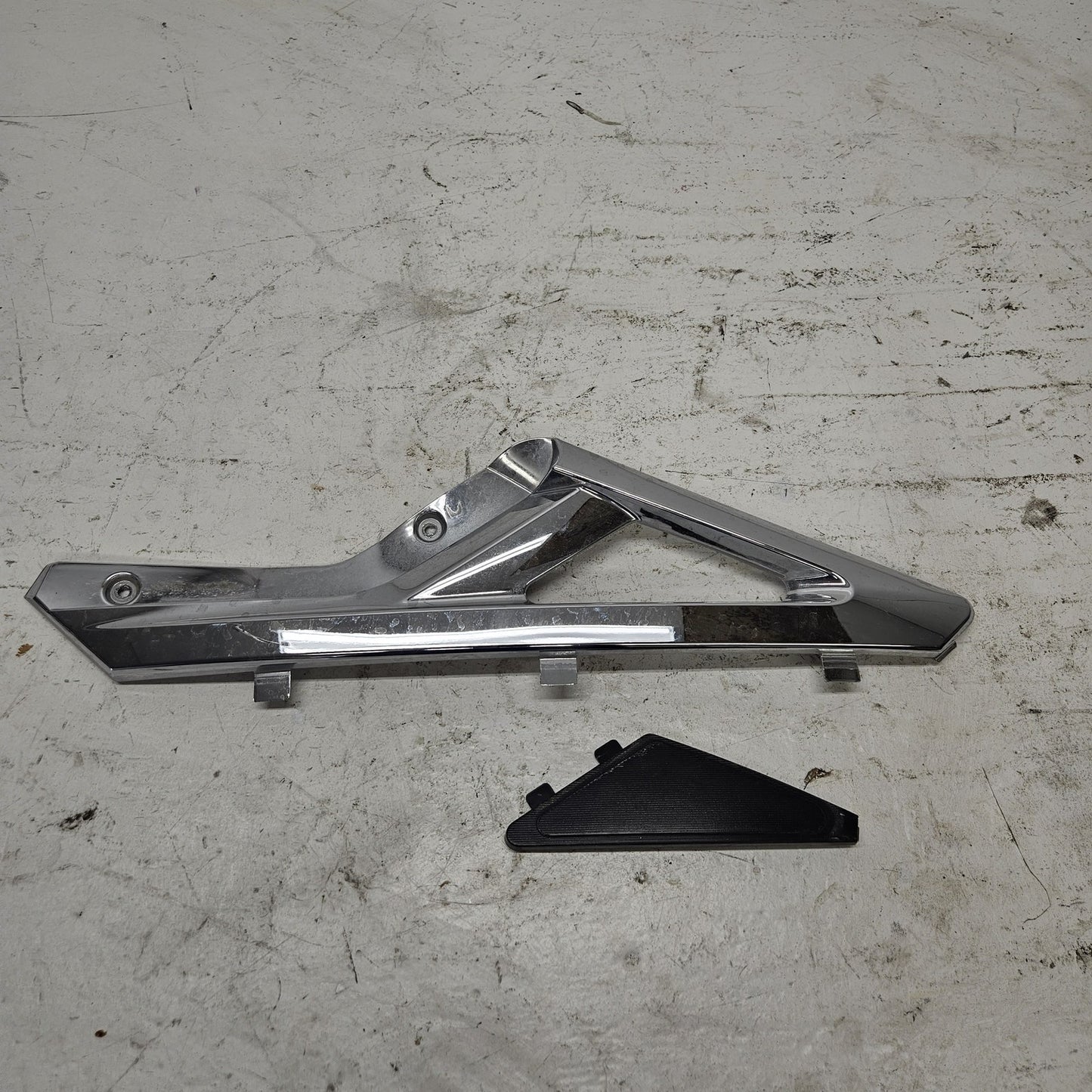 Yamaha WaveRunner 2015-2019 VX VXS VXR LH Chrome Trim + Insert F3P-U377F-00-00