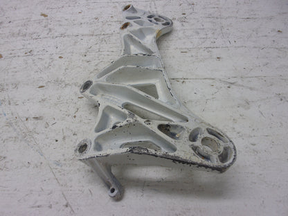 Yamaha Waverunner 1990-1998 WR WVT WB VXR OEM Engine Bracket # 6R7-21415-00-94