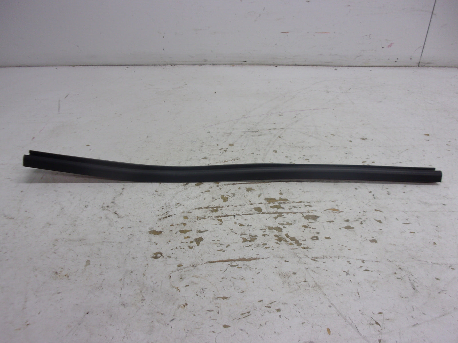 Yamaha Waverunner 2003-2007 FX HO NEW Black Gunwale Rear Bumper F1B-U252C-10-00
