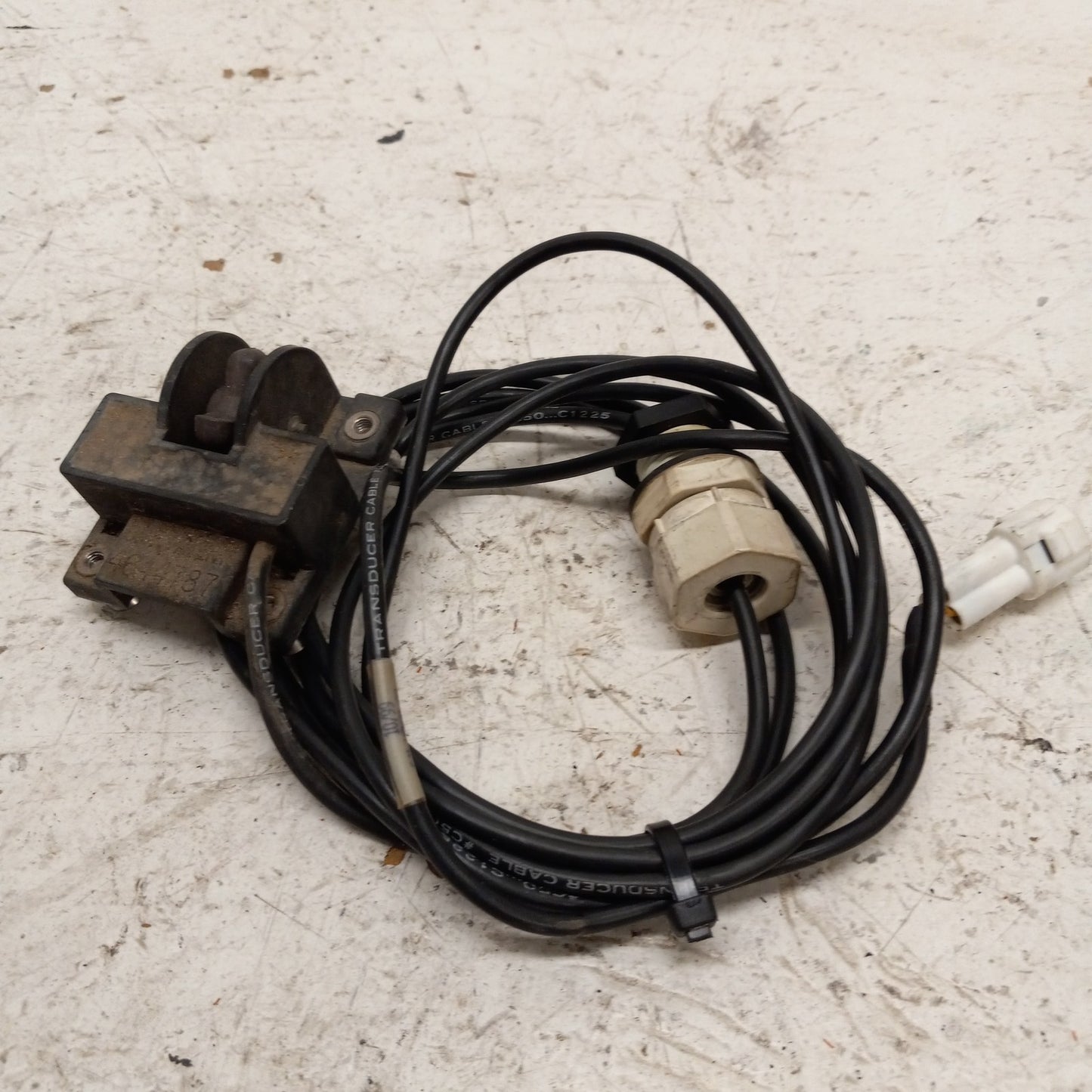 Yamaha Waverunner 1998-2012 GP SUV XL FX OEM Speed Sensor Part# GJ1-U8K31-02-00