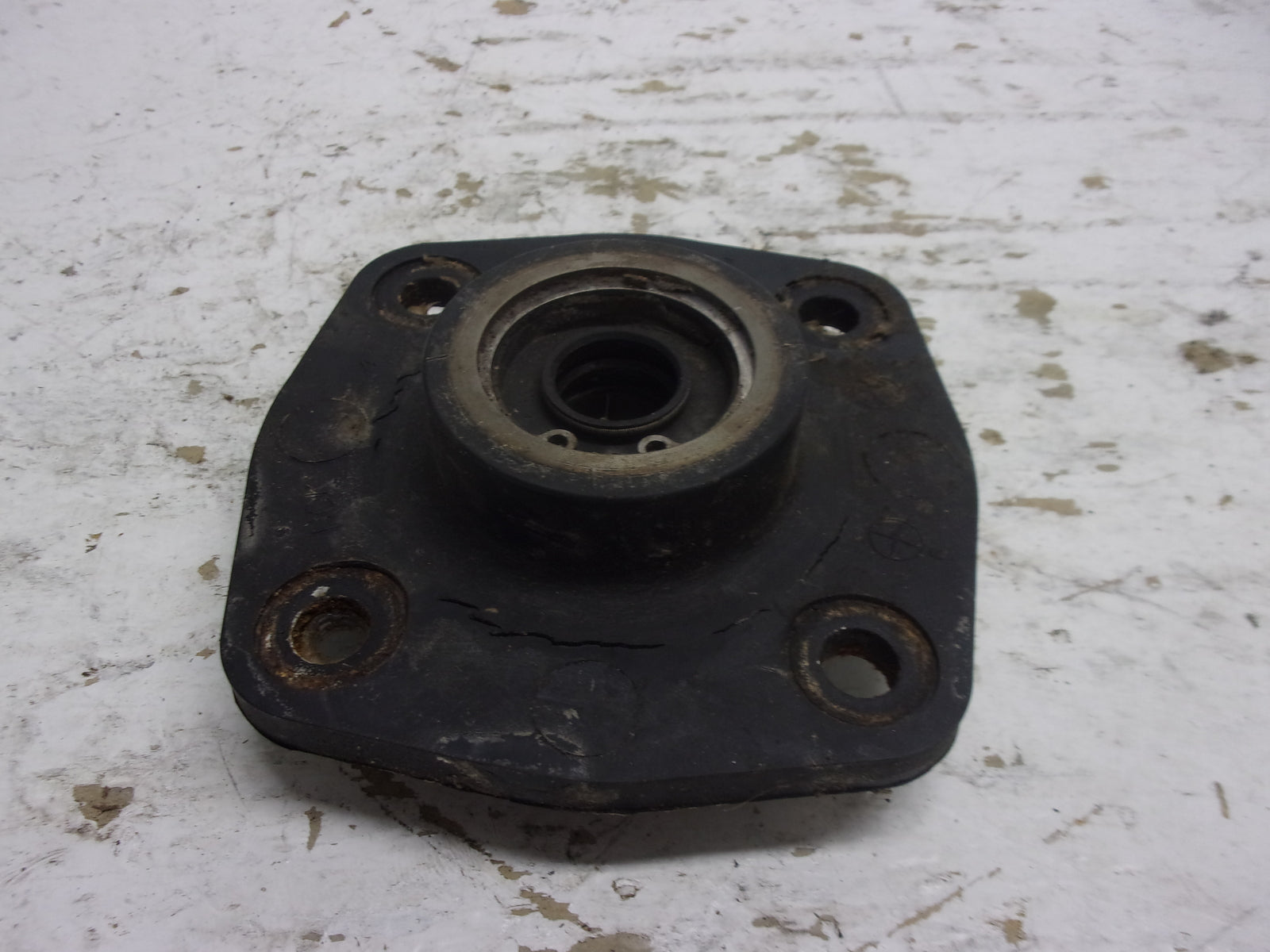 Kawasaki Jet Ski 1986-1999 ZXI STX XI SS ST X2 OEM Drive Shaft Holder 13091-3730