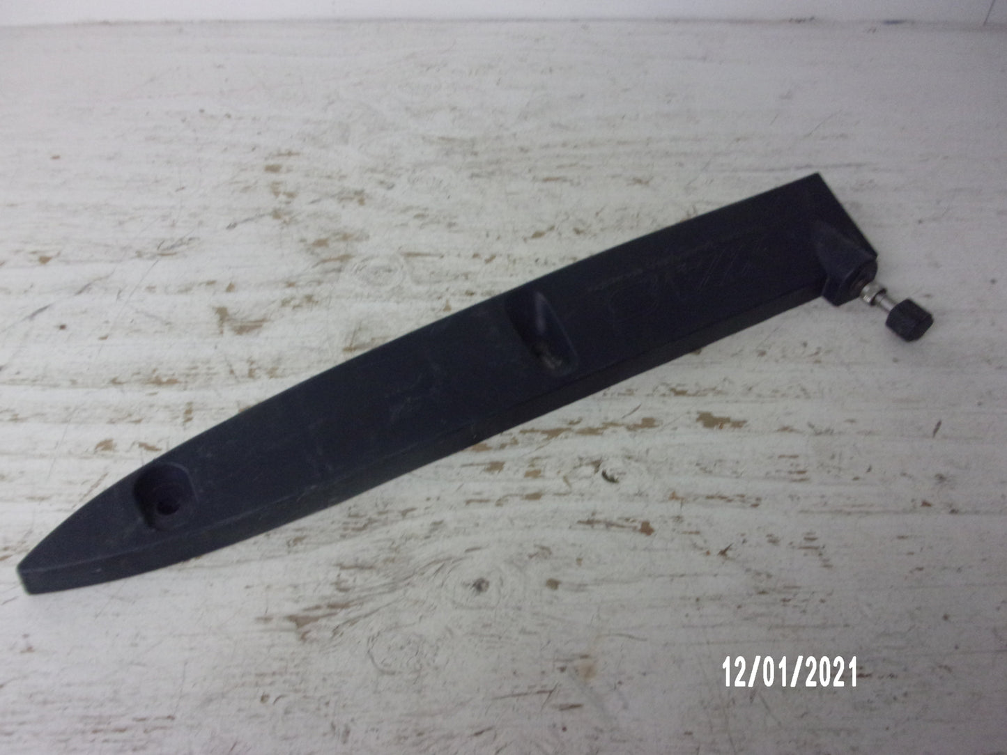 Yamaha WaveRunner 1997-1998 WaveRunner OEM Black Right Sponson GP7-U883P-00-00