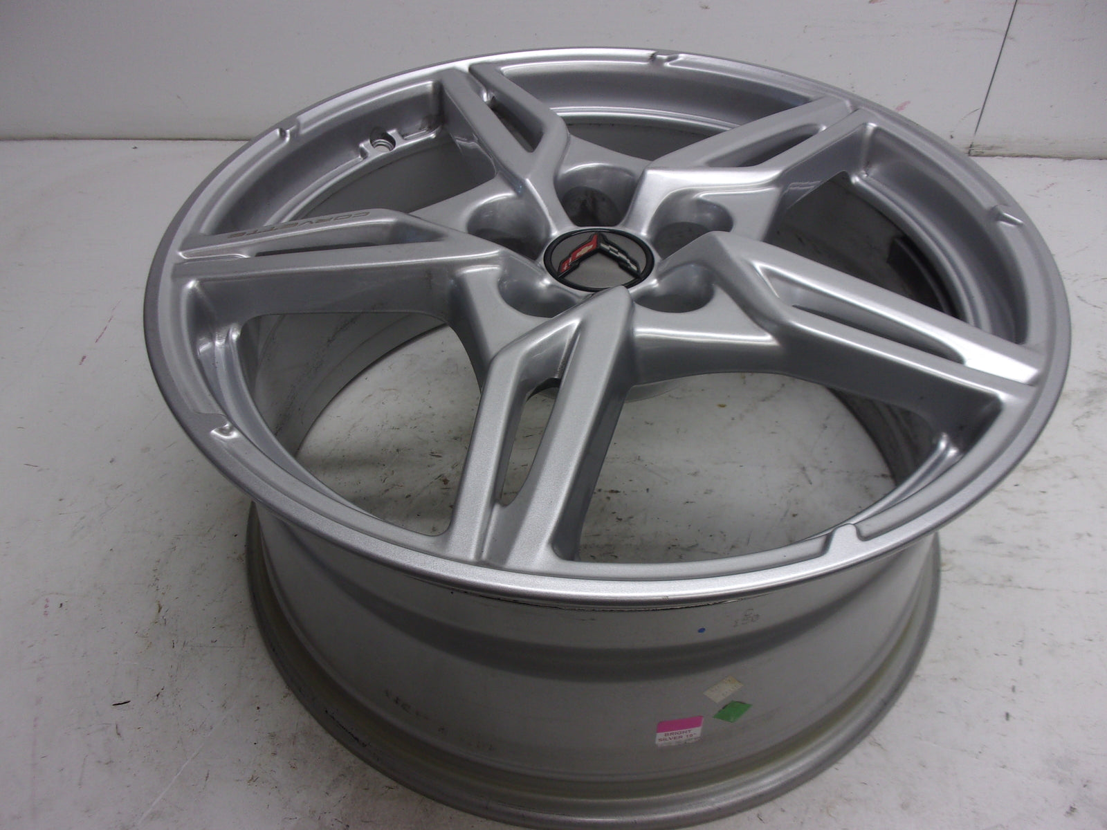 General Motors GM Corvette 19x8.5 " Silver Front Wheel Assembly #23404163