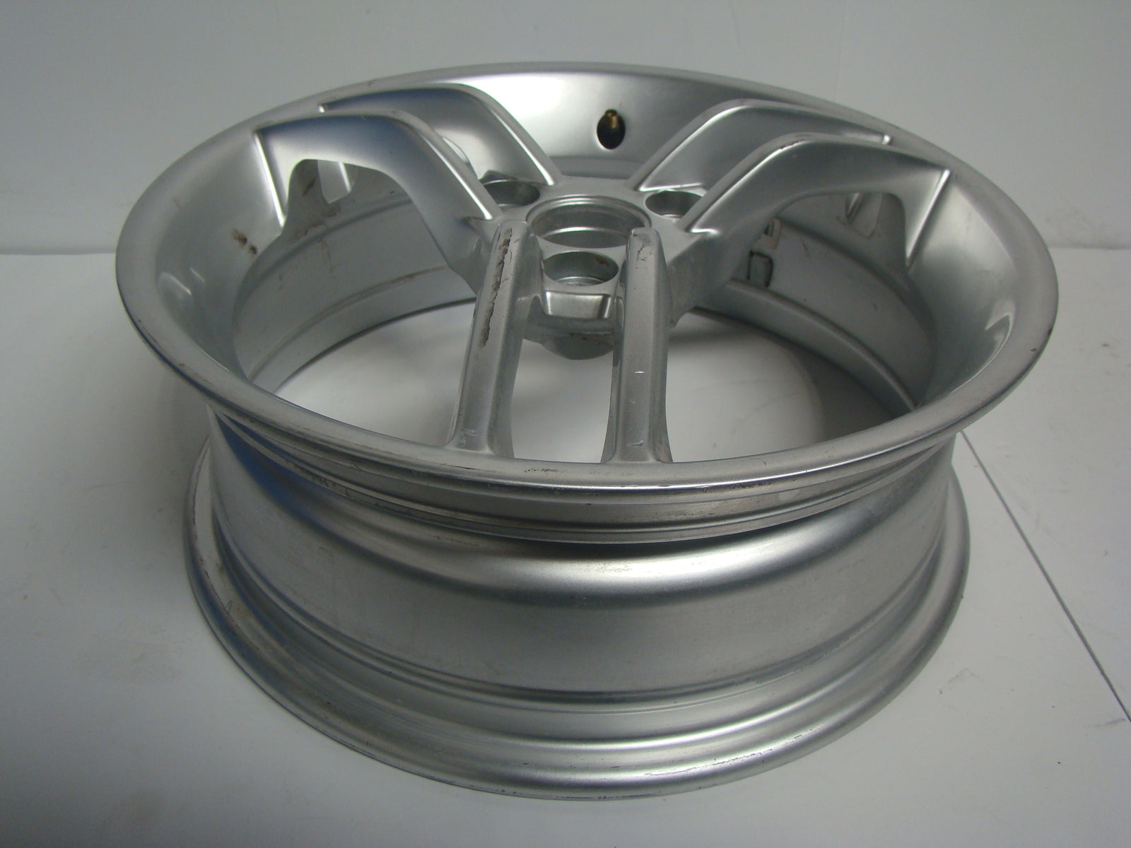 Can-Am Spyder Roadster 2010-2012 RS Silver Rim Assembly Part# 706201058
