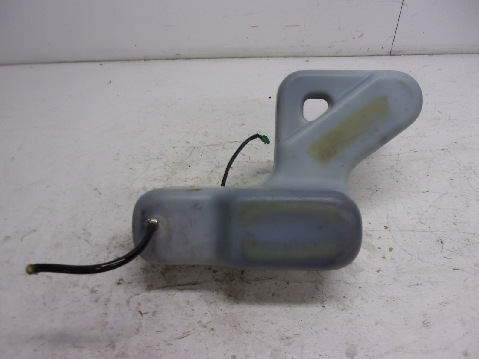 Kawasaki Jet Ski 1999-2005 Ultra 130/150 OEM Oil Tank Assembly # 52001-3734