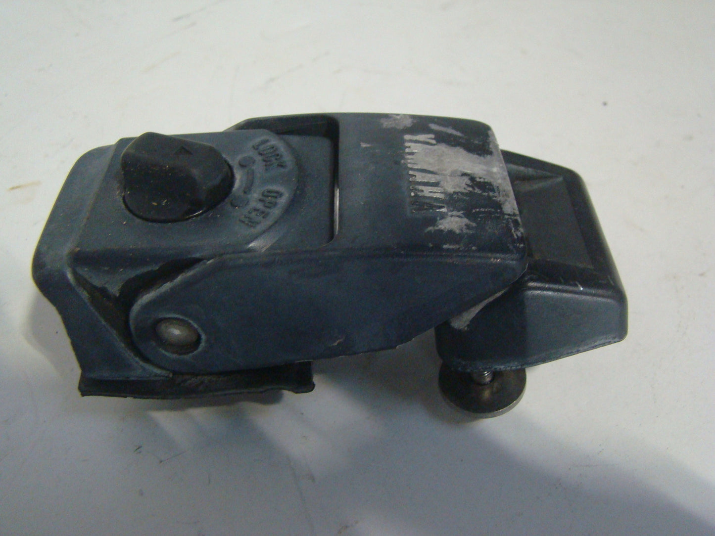 Yamaha Waverunner 1994-1995 FX1 Waveraider 700 Hatch Latch FX1-62840-01-00