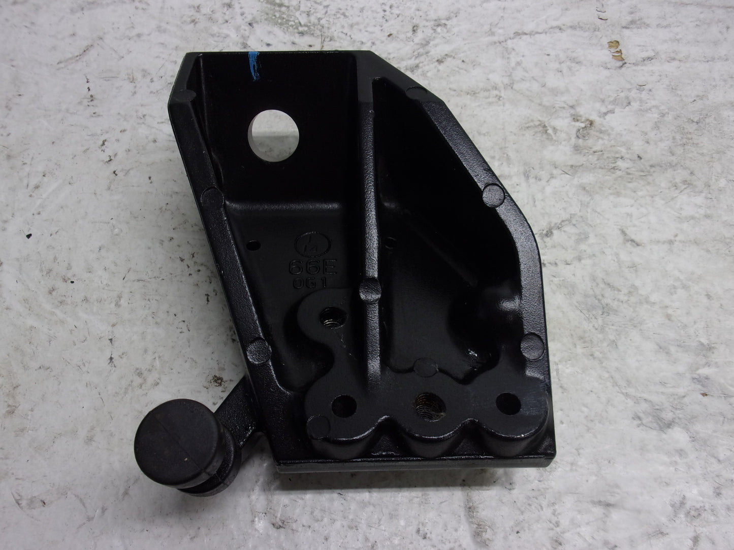 Yamaha WaveRunner 2004-2005 XA GP 800 OEM Engine Bracket Set # 66E-21426-10-8S