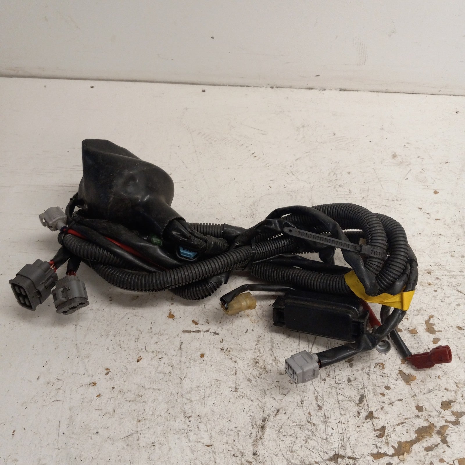 Honda Aquatraxx 2002-2003 F-12 F-12X OEM Frame Wire Harness Part# 32100-HW1-680